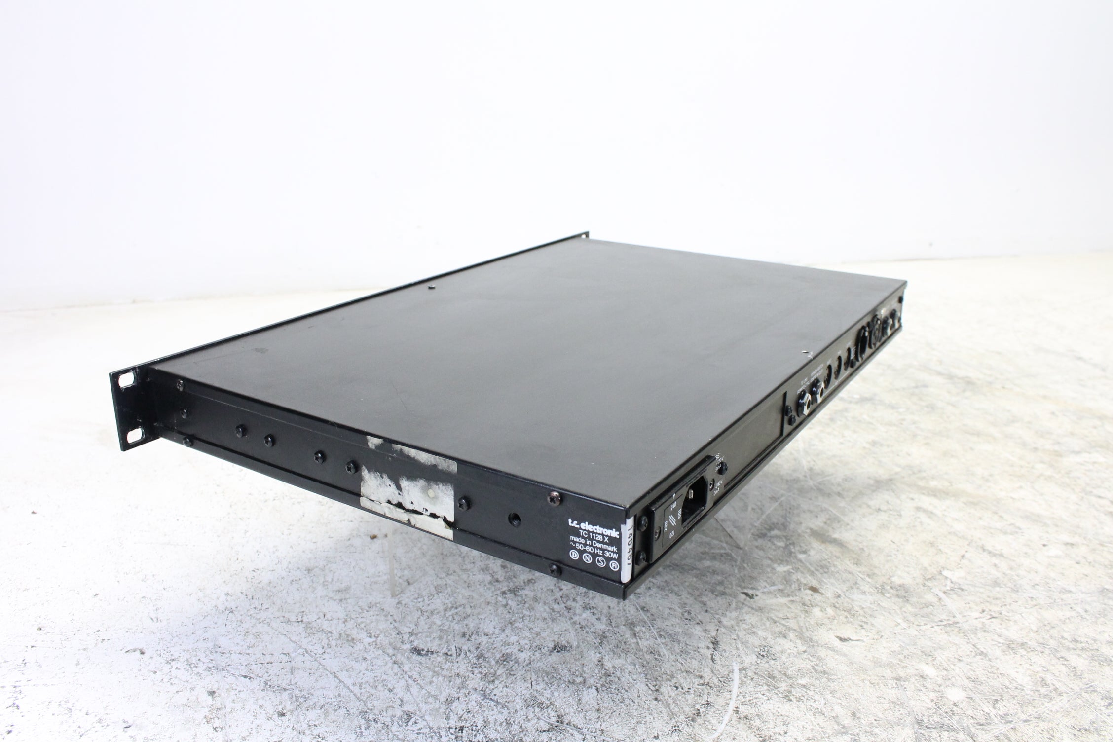 TC Electronic TC 1128X 28-bands grafische equalizer/spectrumanalysator (nr. 4)