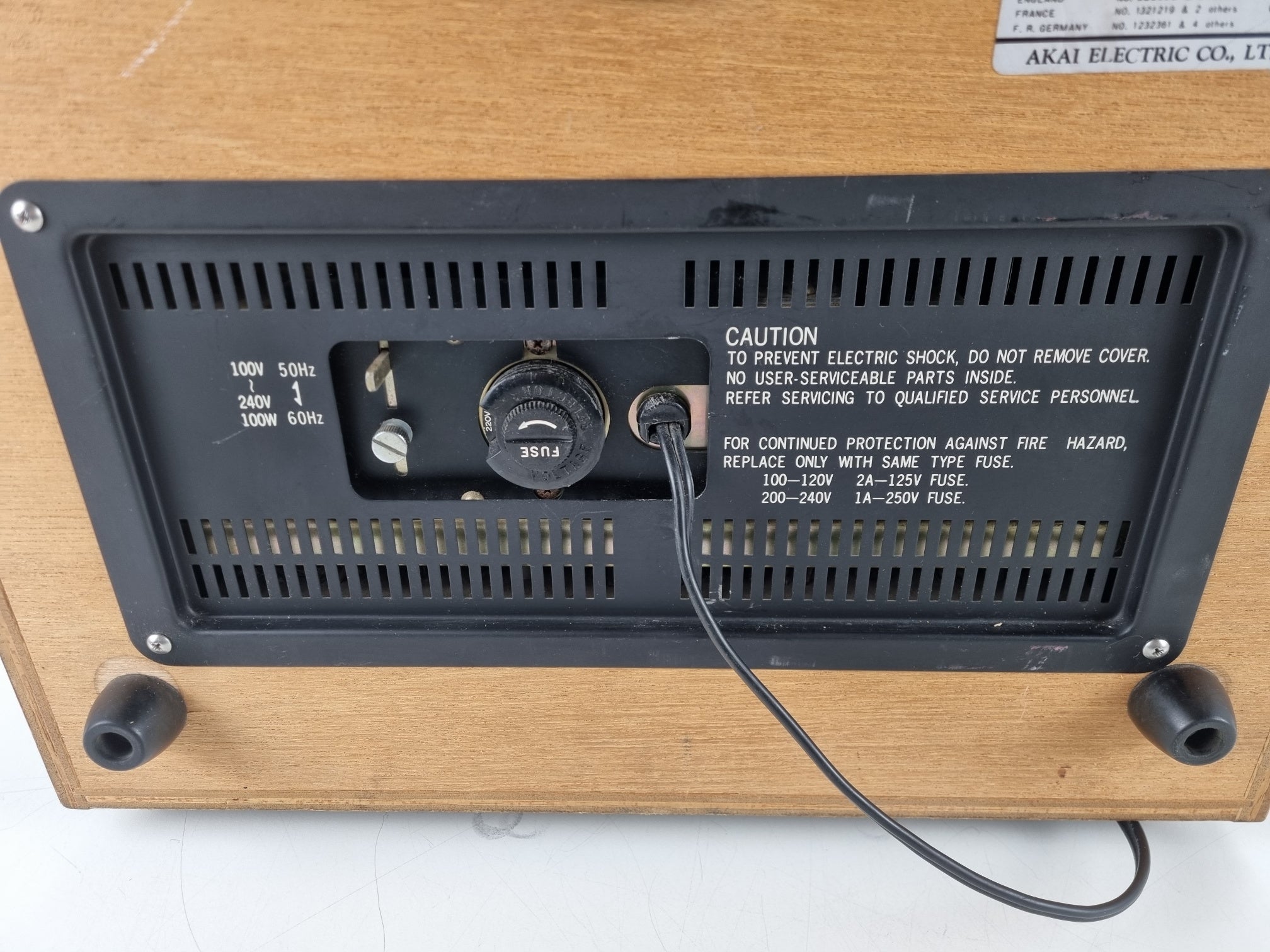 Akai X-201D - 1/4'' bandrecorder - 4 sporen 2 kanalen - Met deksel