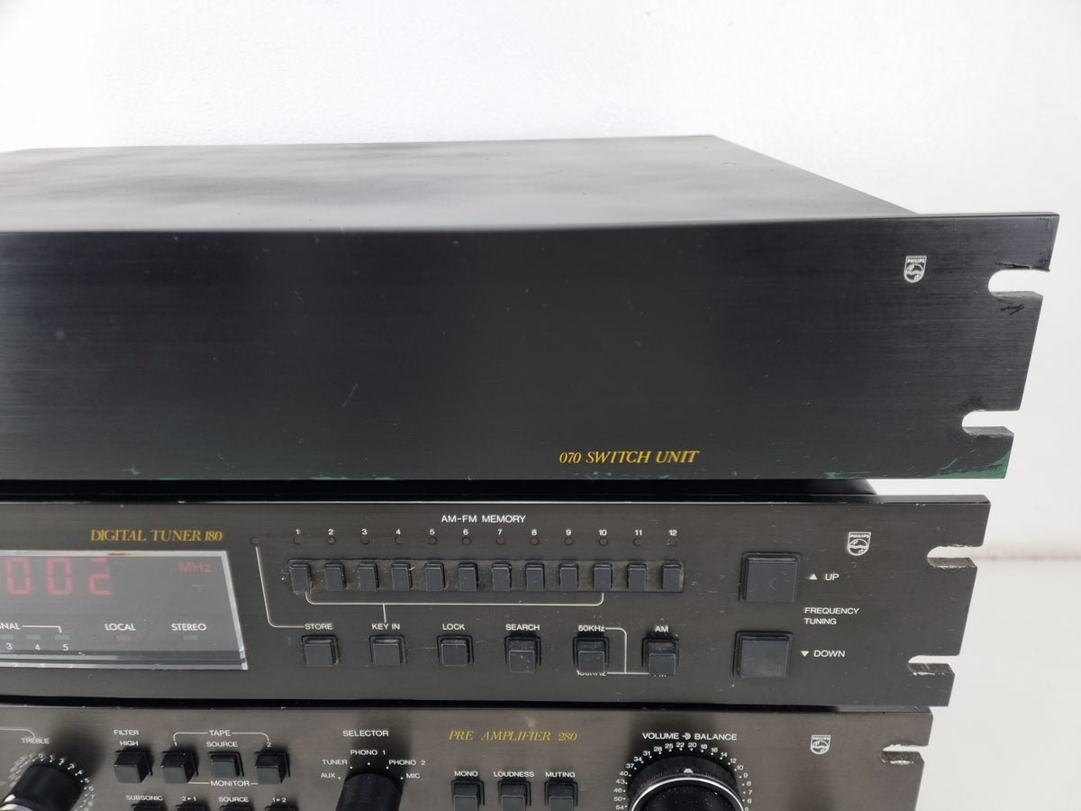 Philips 070 schakelunit - 180 tuner - 280 voorversterker - 380 DC-eindversterker - volledig nagekeken set