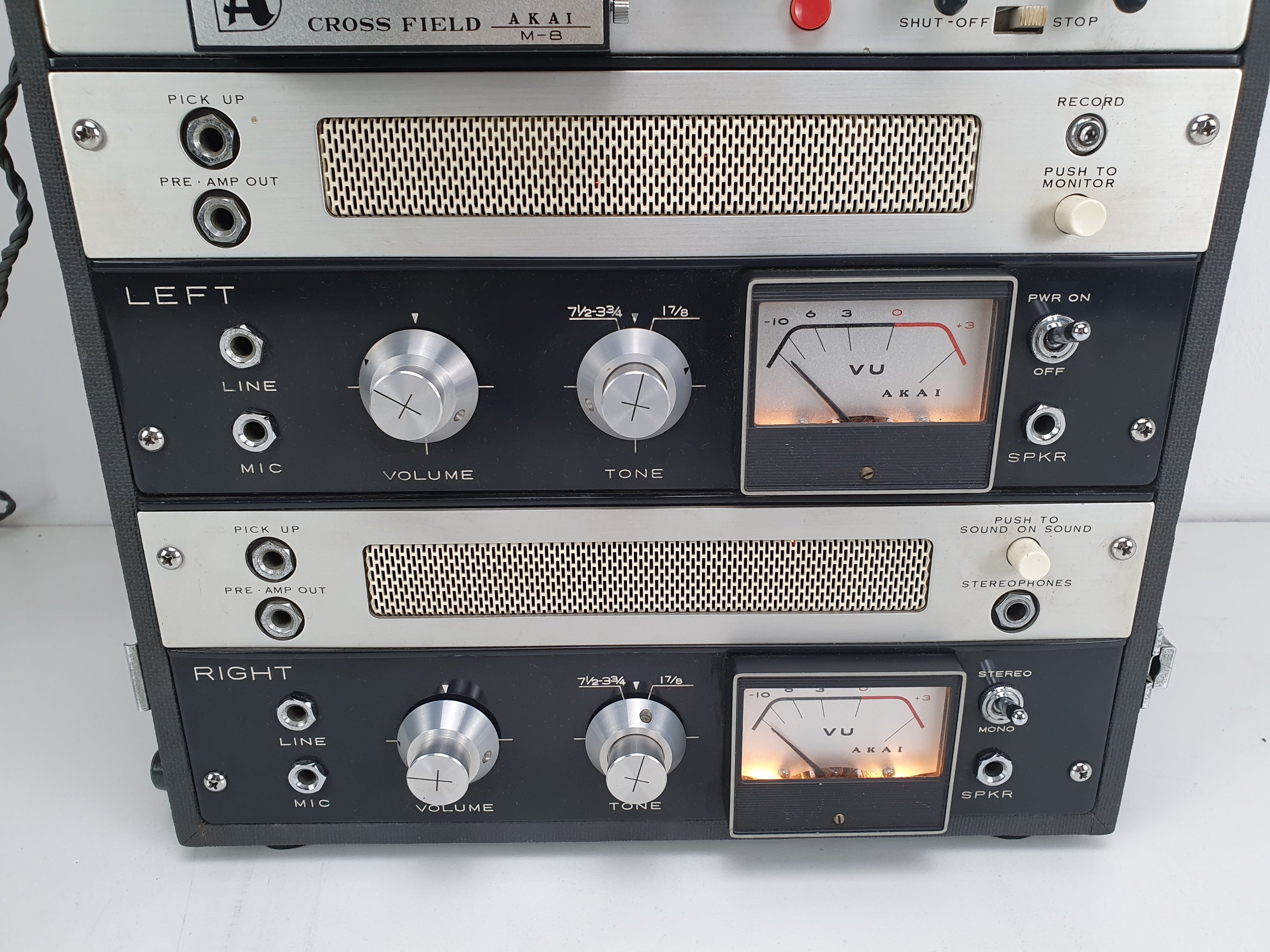 Akai M8 Stereo buizenbandrecorder - met microfoons, aandrukrol en demagnetiseerder