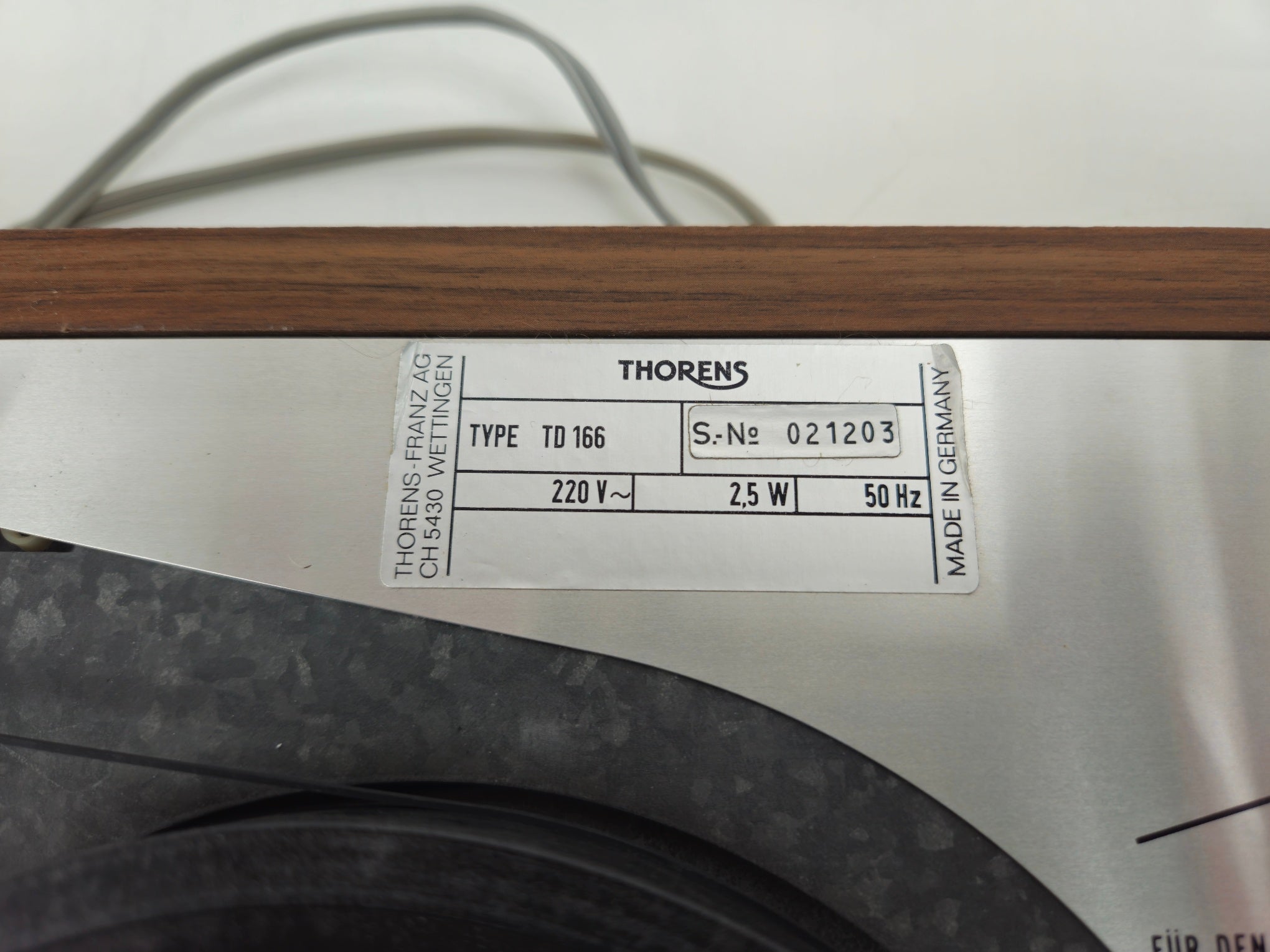 Thorens - TD 166 - 2-Speed Belt-Drive Suspended Chassis Turntable - New Belt