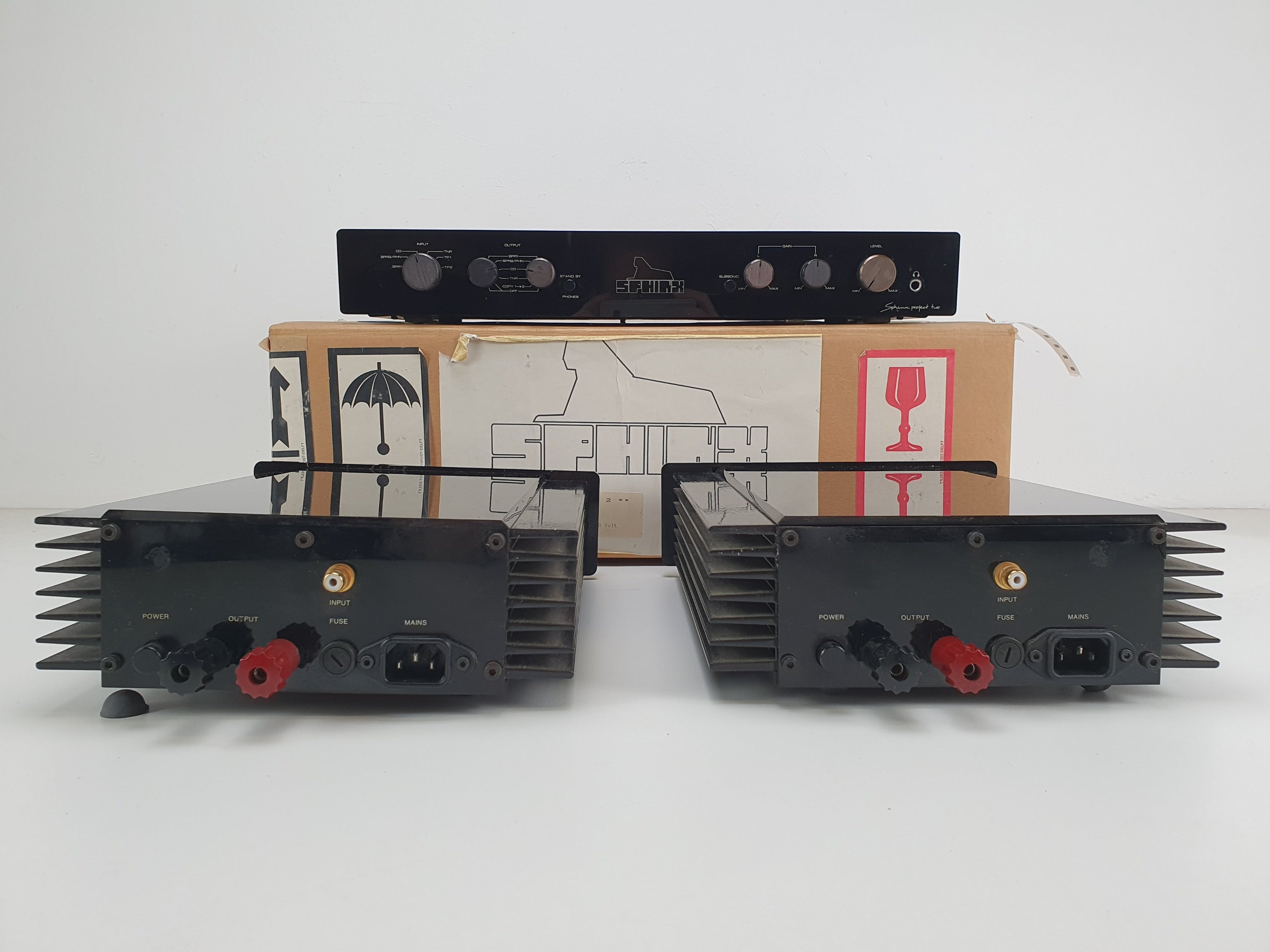 Sphinx Project 2 MK1 Pre amplifier (in box) - Project 12 MONO Power amplifier 2x