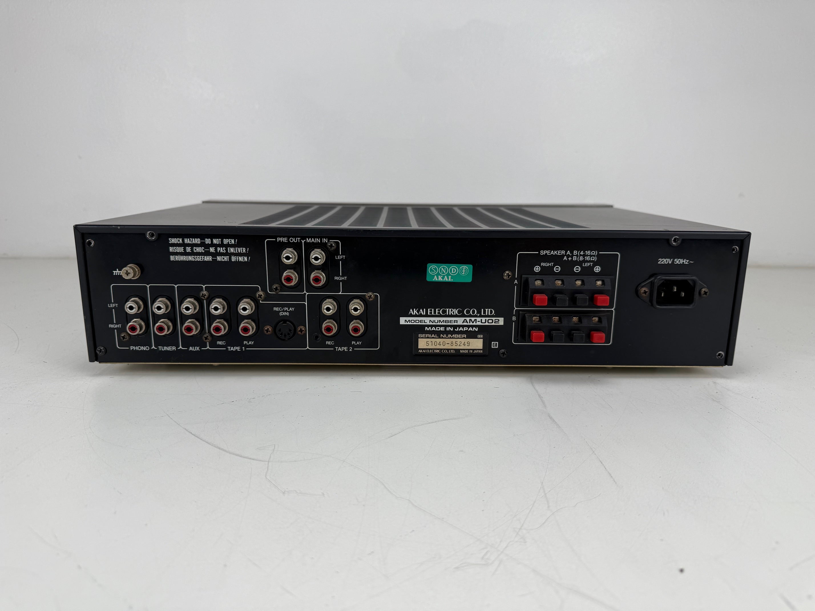 Akai AM-U02 Stereo Integrated Amplifier