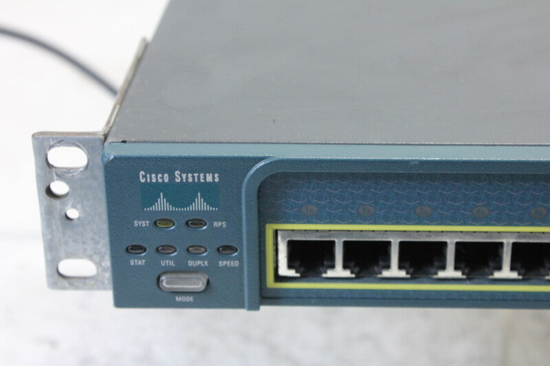 Cisco Systems Catalyst 2950 series network switch WS-C2950T-24
