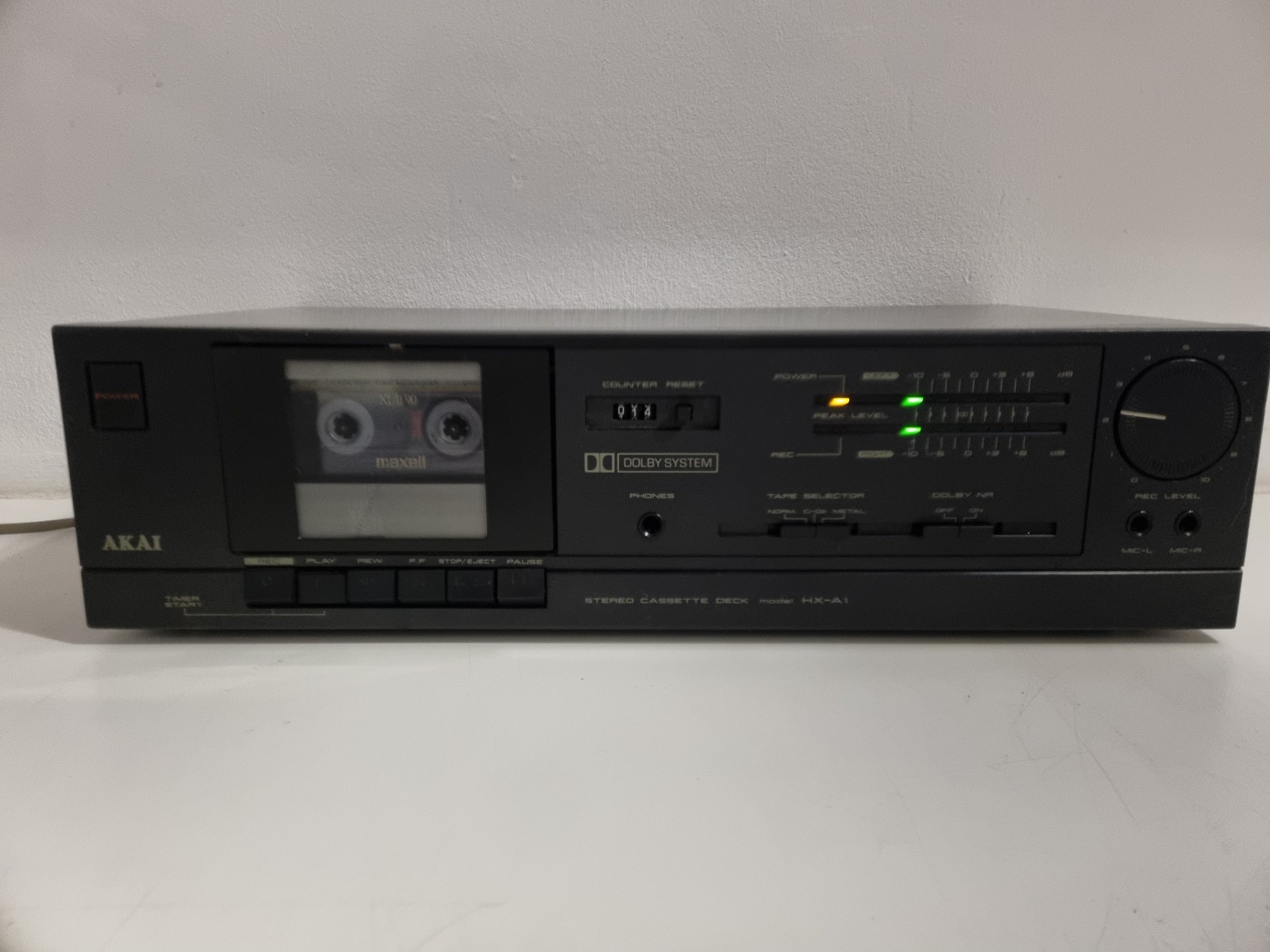 Akai HX-A1 - Stereo Cassette deck