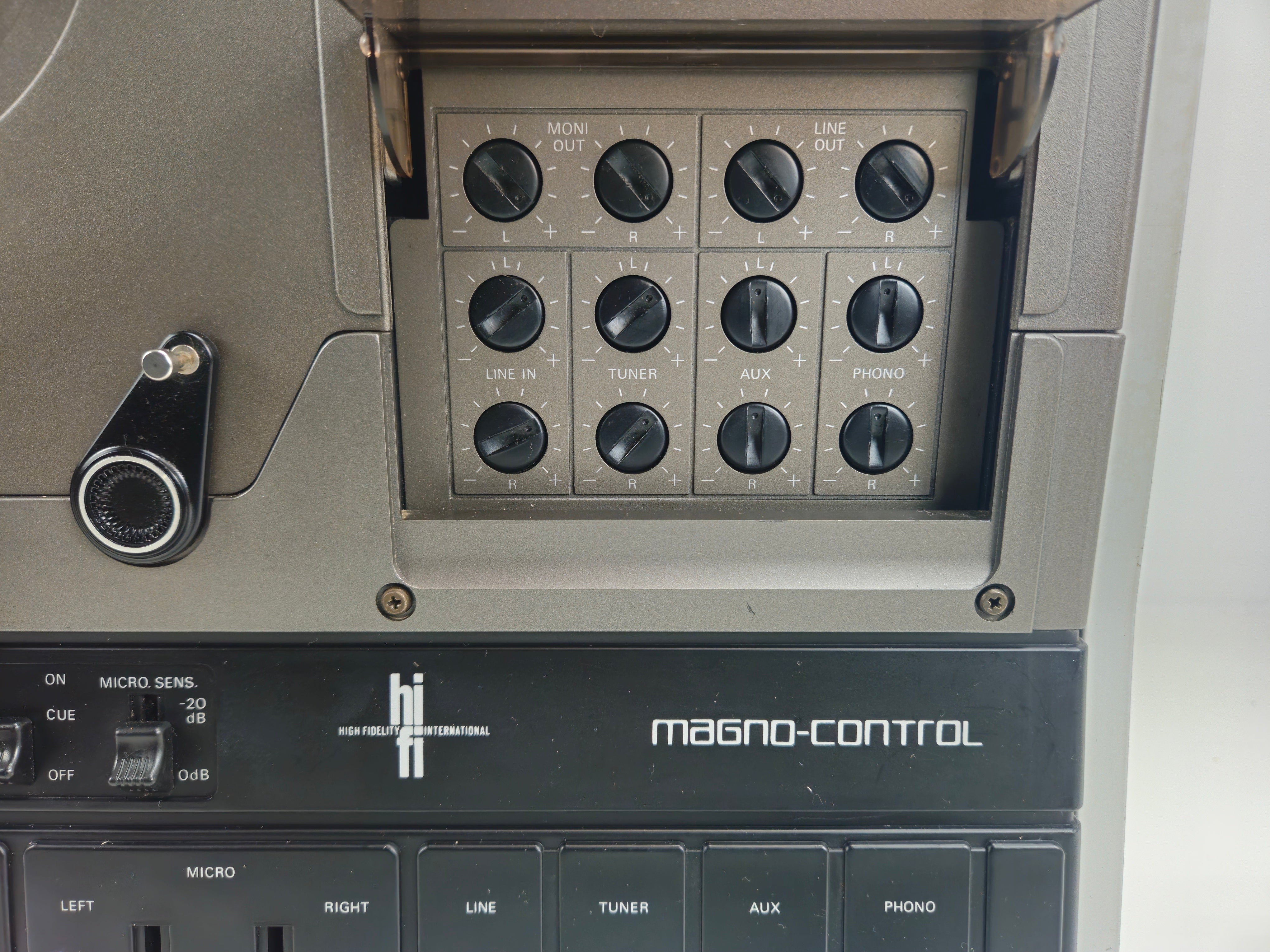 Philips - N4506 - Stereo cassettedeck - Stofkap (nr. 2)