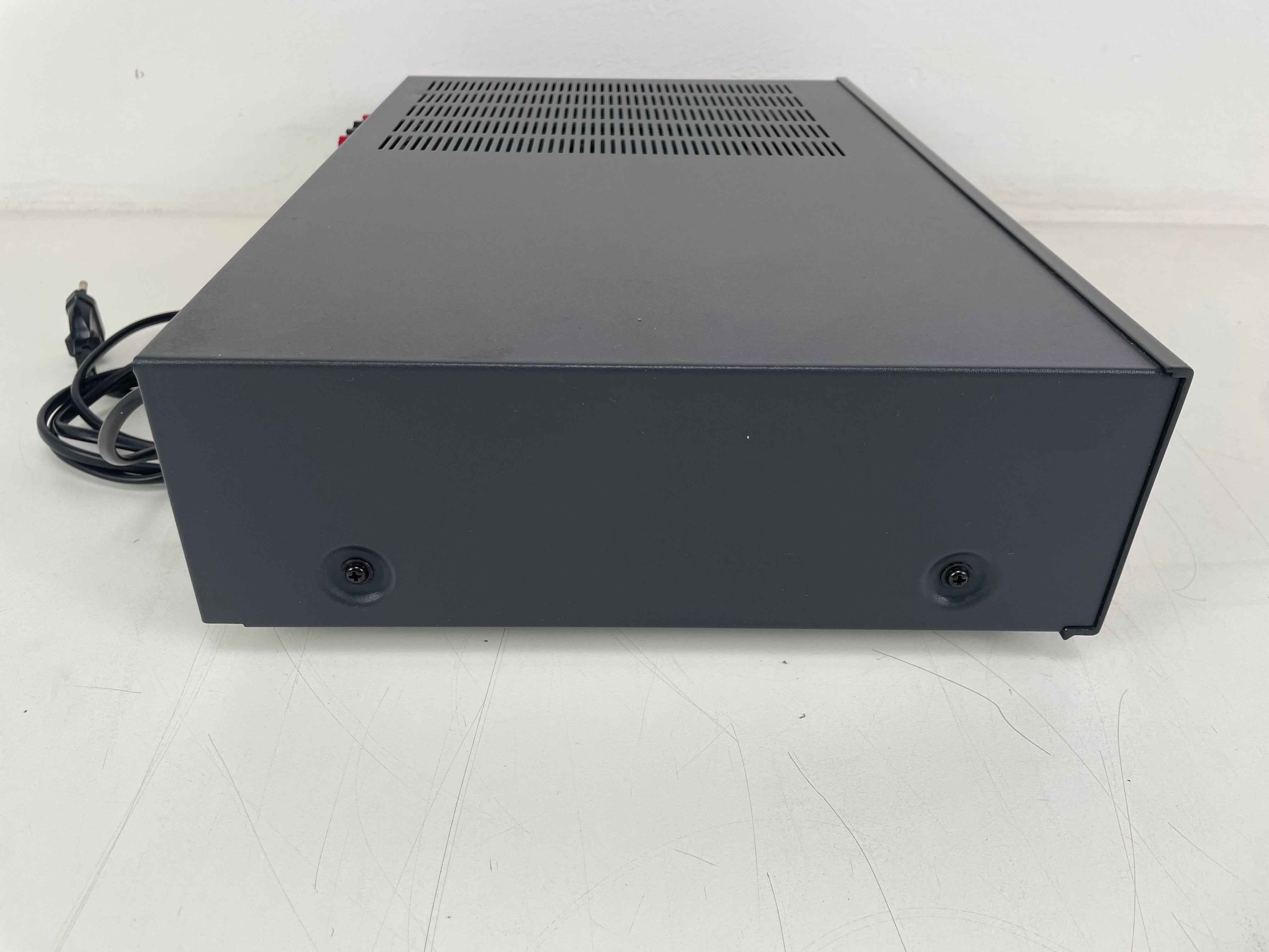 NAD - L40 - Compact Disc Receiver - Inc. Remote