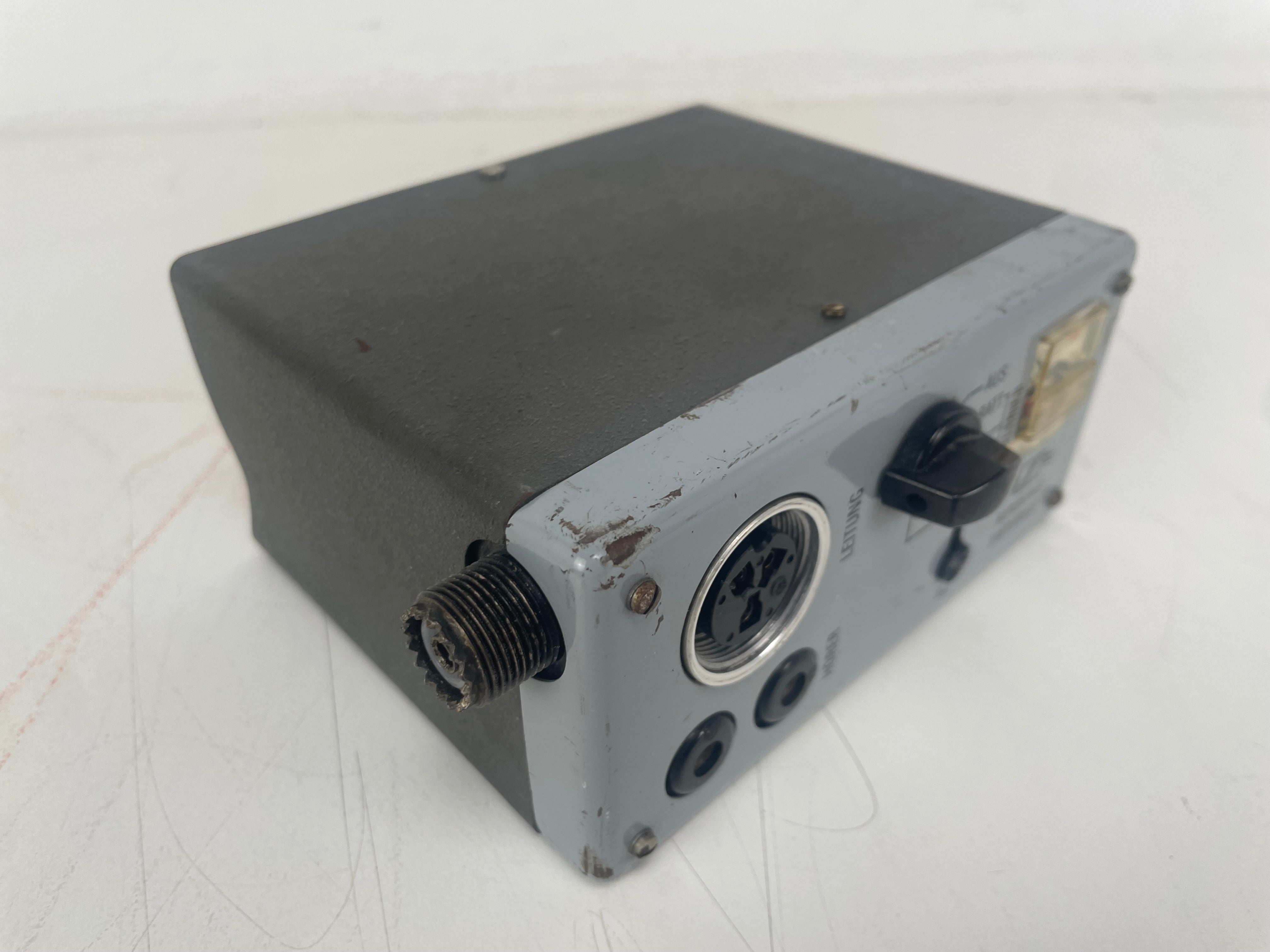 Sennheiser - ER2 - Raportage Empfänger - From BRF Belgium