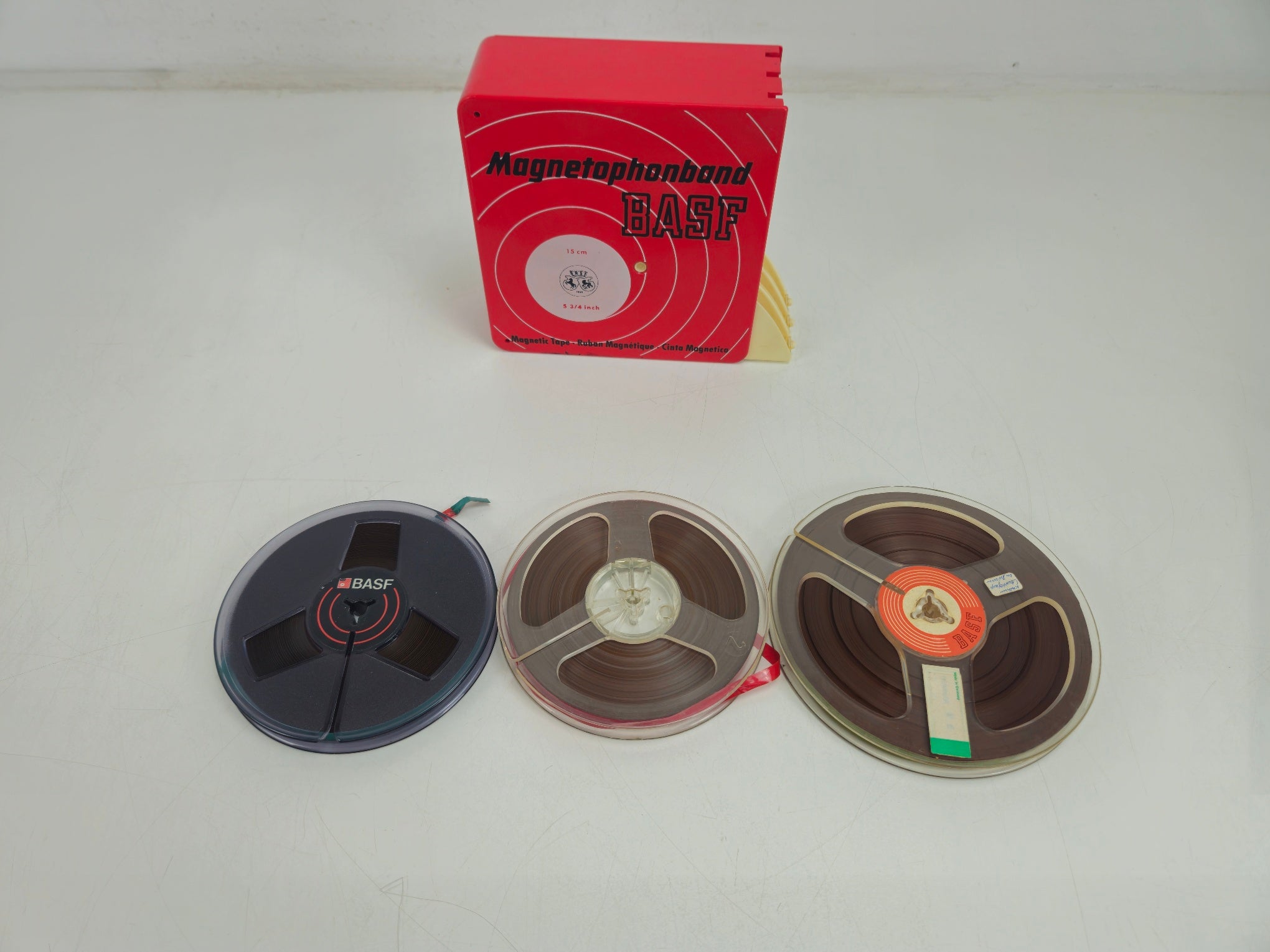 BASF - Magnetophonband - LGS 35 Long Play Reel Tape - In Red Plastic Box