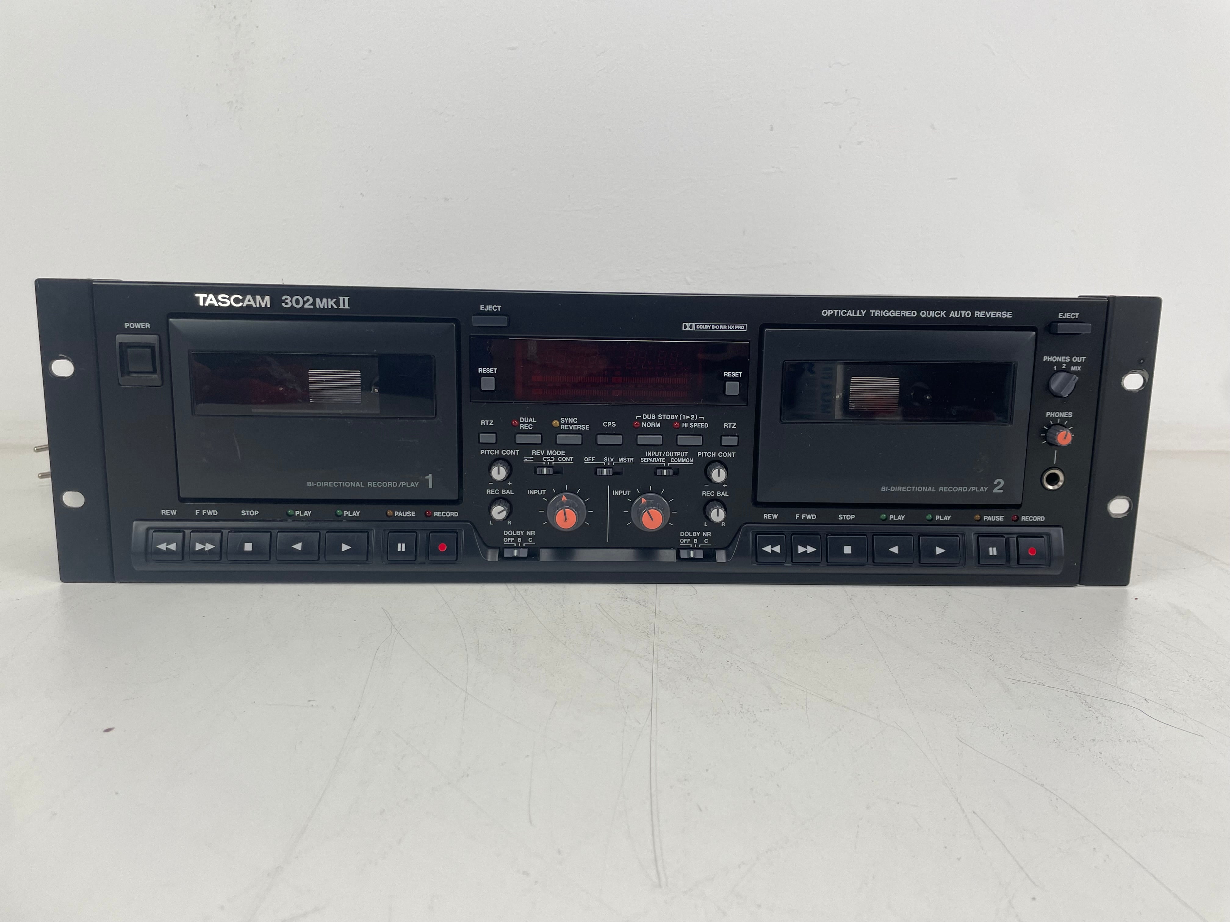 Tascam - 302 MK2 - Double Cassette Deck - 2-Head - Serviced (New Belts) - 19" Rack