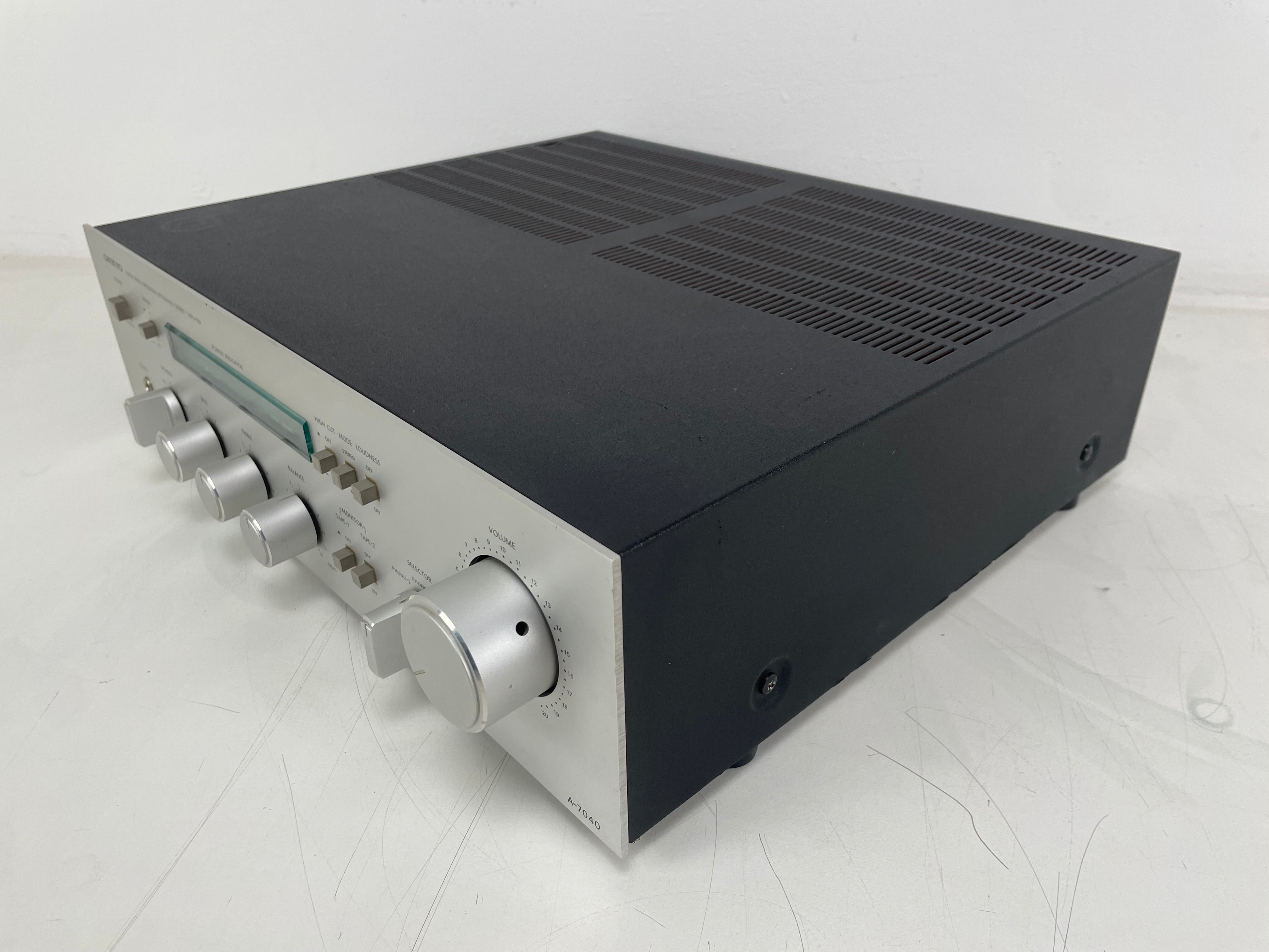 Onkyo - A-7040 - Integrated Stereo Amplifier