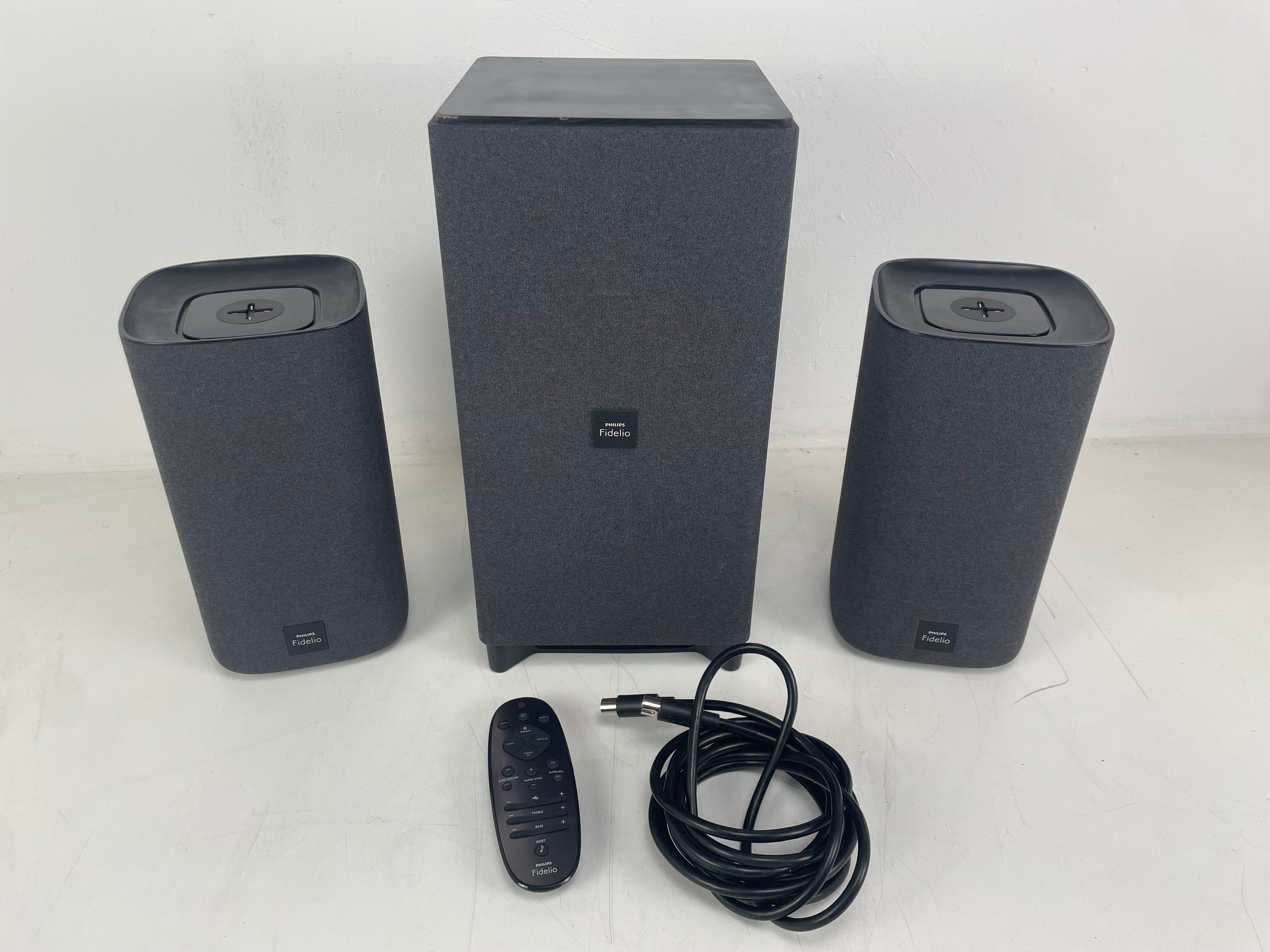 Philips - SWE6/12 - Fidelio - Wireless Home Cinema Surround Sound Speakers - Incomplete