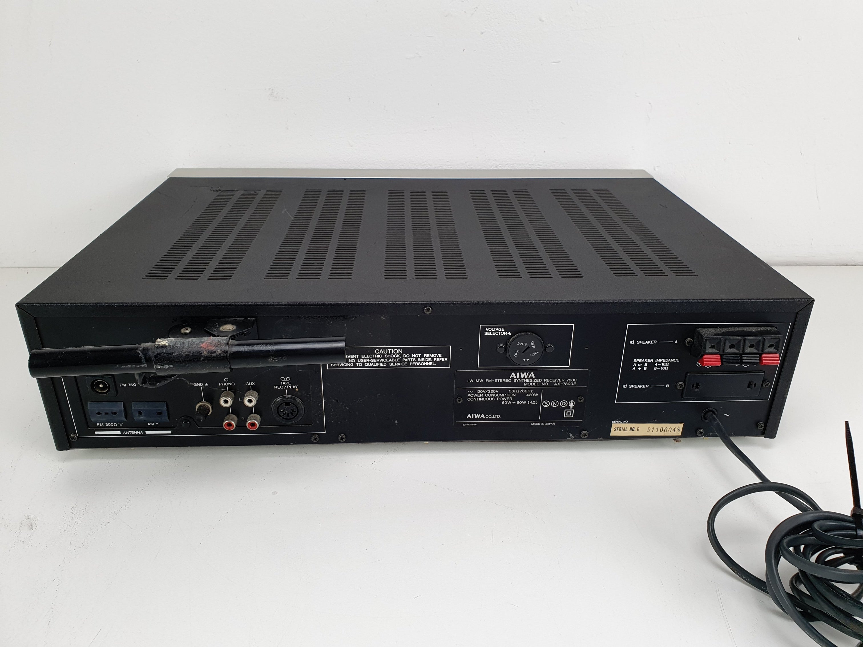 Aiwa AX-7800E- LW MW FM Stereo Synthesized Receiver