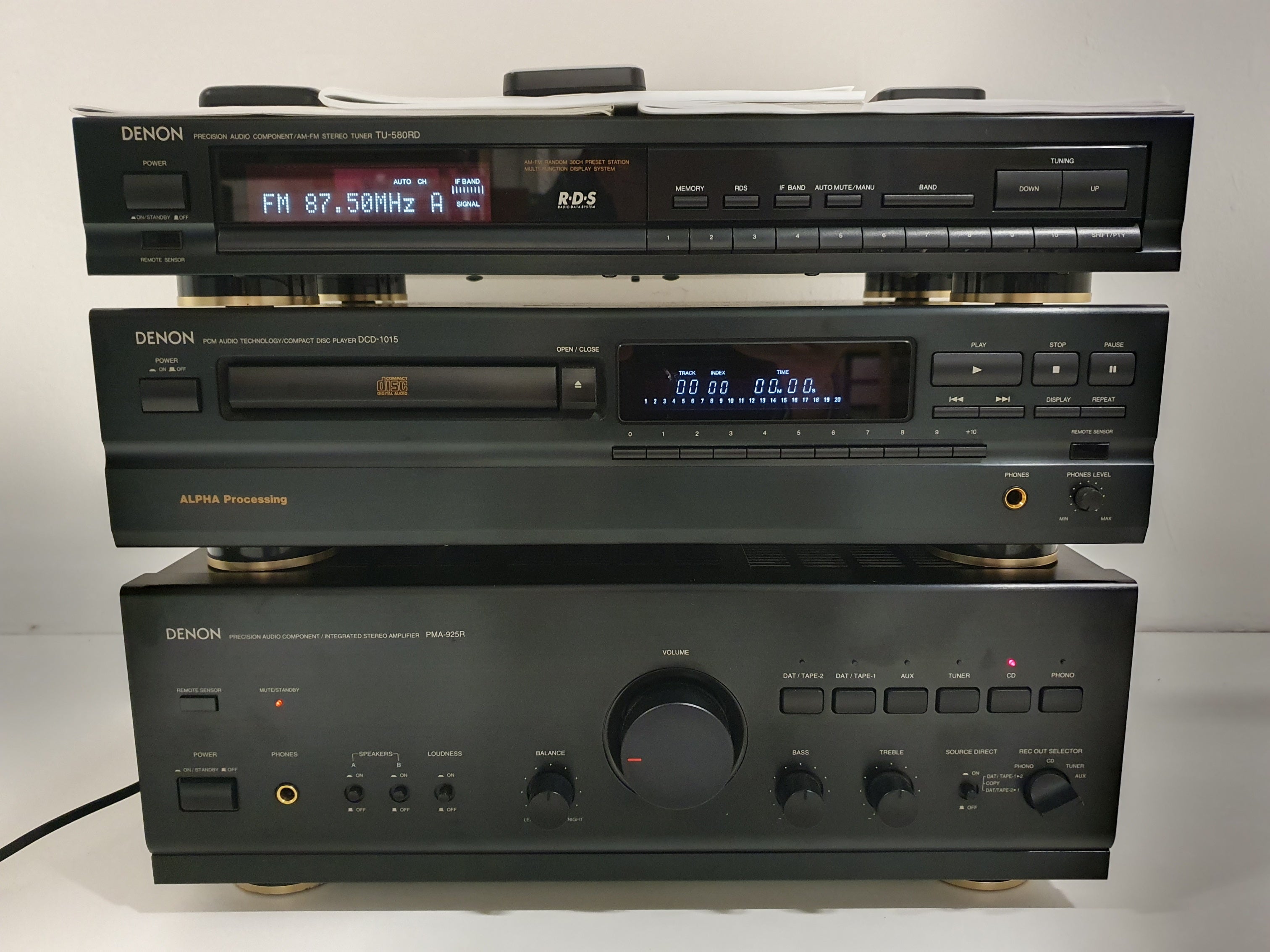 Denon PMA-95R (serviced) Amplifier - DCD-1015 CD player - TU-580RD Tuner - With remotes/manuals