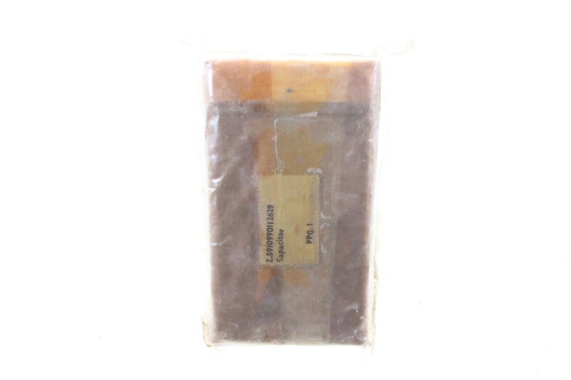 Dubilier NEW OLD STOCK Nitrogol Capacitor B742 8µF ± 20%, VOLTS 550A - VOLTS 800C