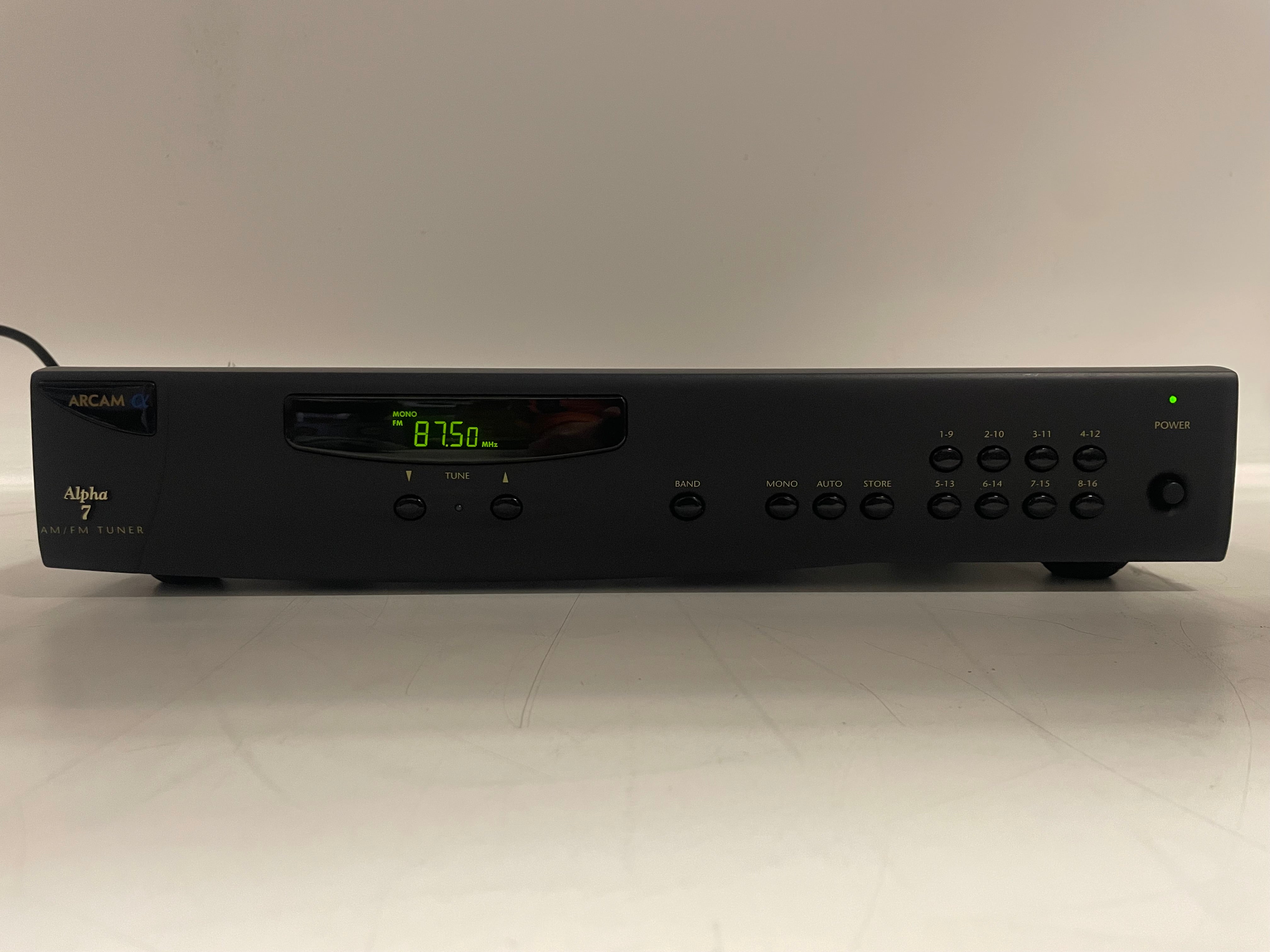 Arcam - Alpha 7 - AM/FM Tuner - 2 x OUT