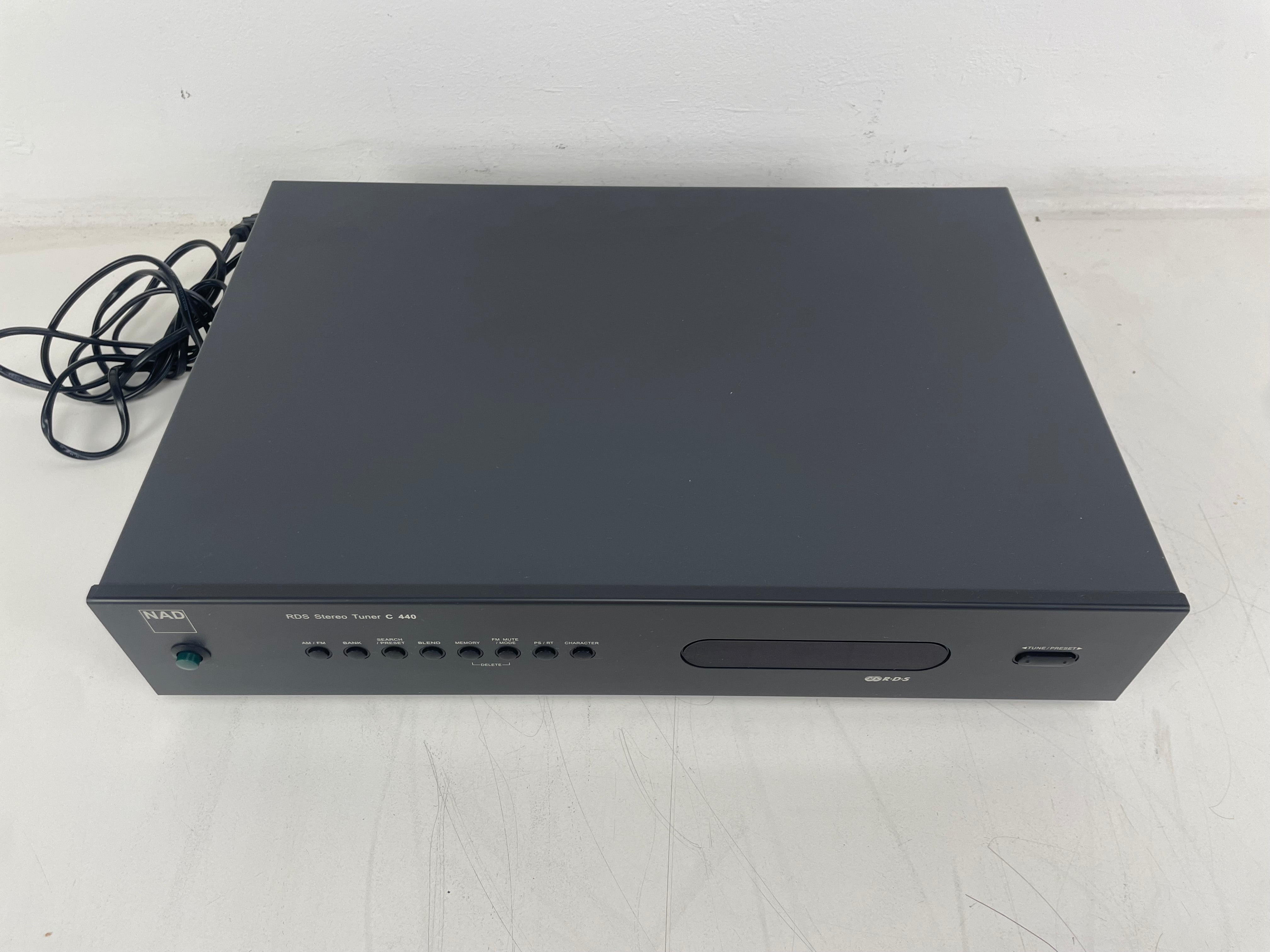 NAD - C440 - RDS Stereo Tuner - Inc. Manual, Antenna