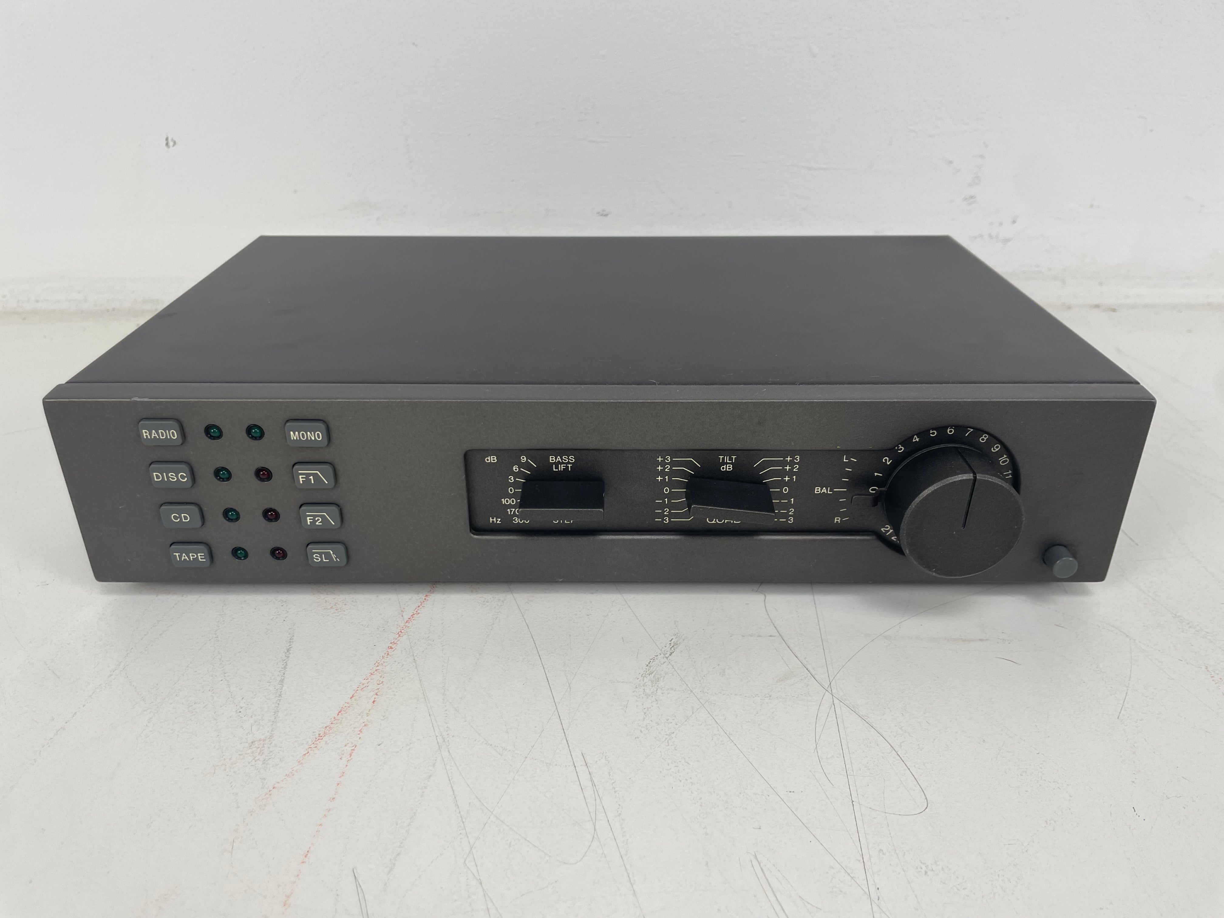 Quad - 34 Control Unit/303 Power Amplifier - Inc. Power/AUX Cable