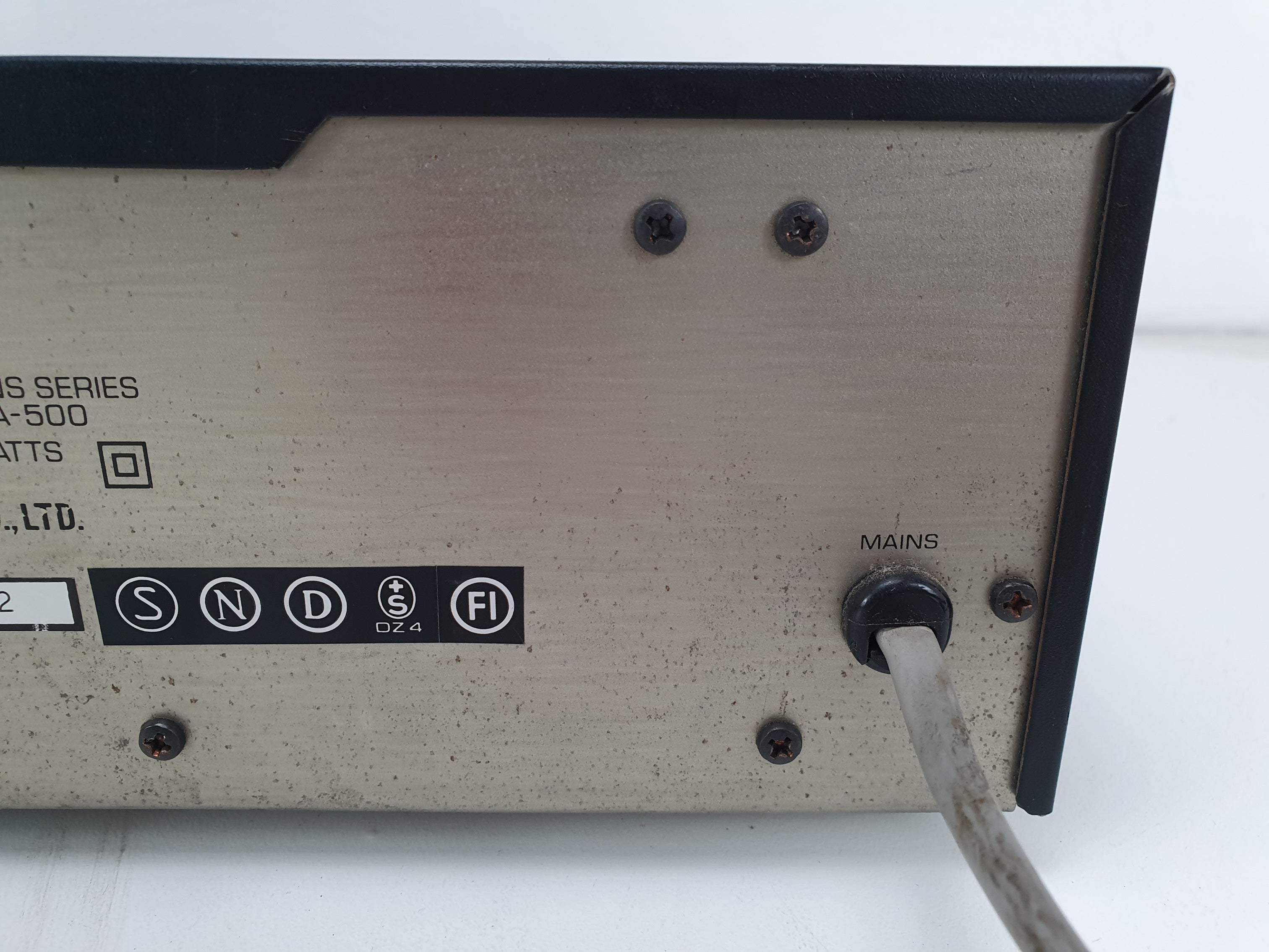 Yamaha A-500 Natural Sound stereo versterker - Onderhoud uitgevoerd