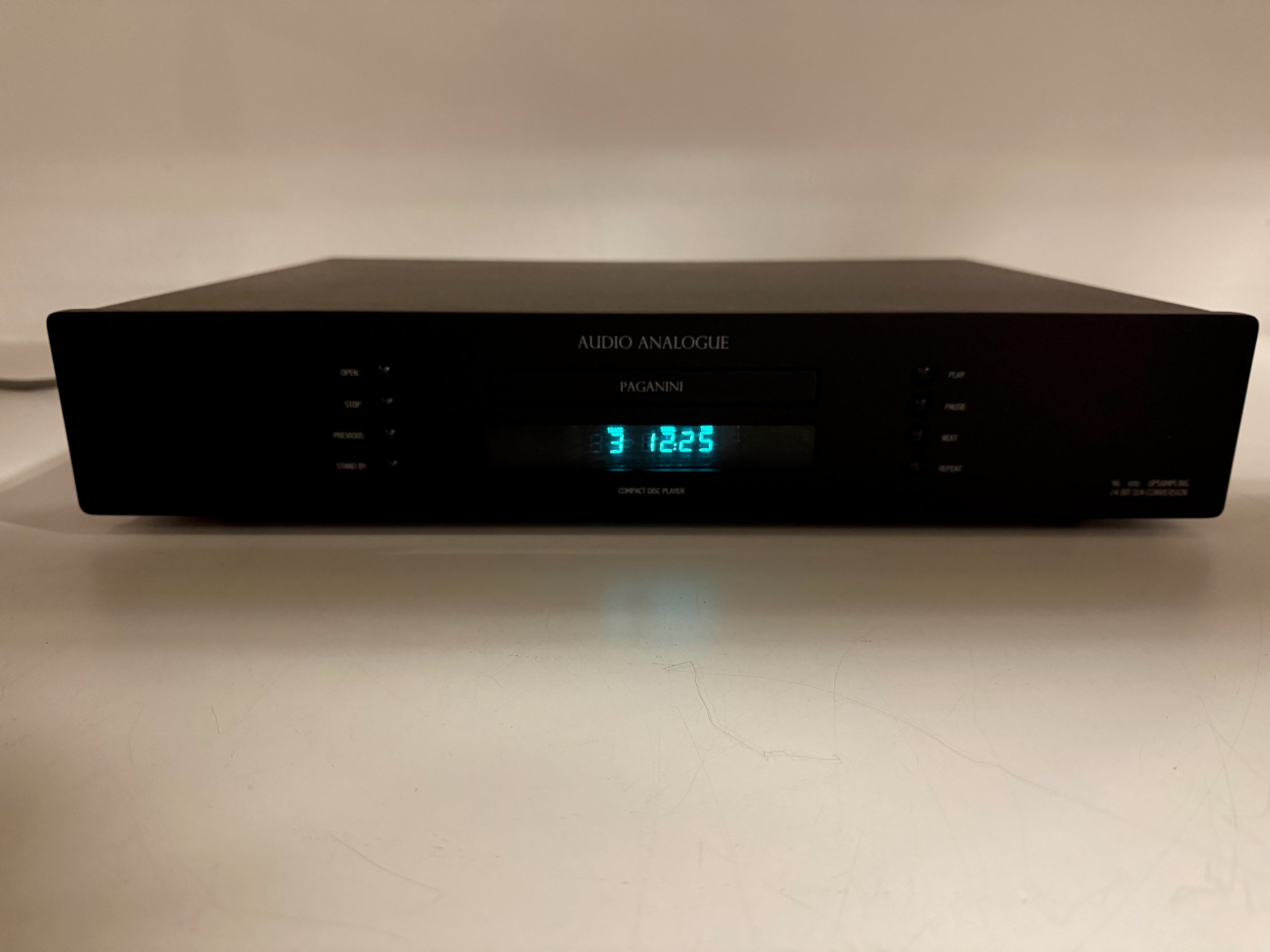 Paganini 96/24 CD-Player With Original Box - Remote Control - Manuals