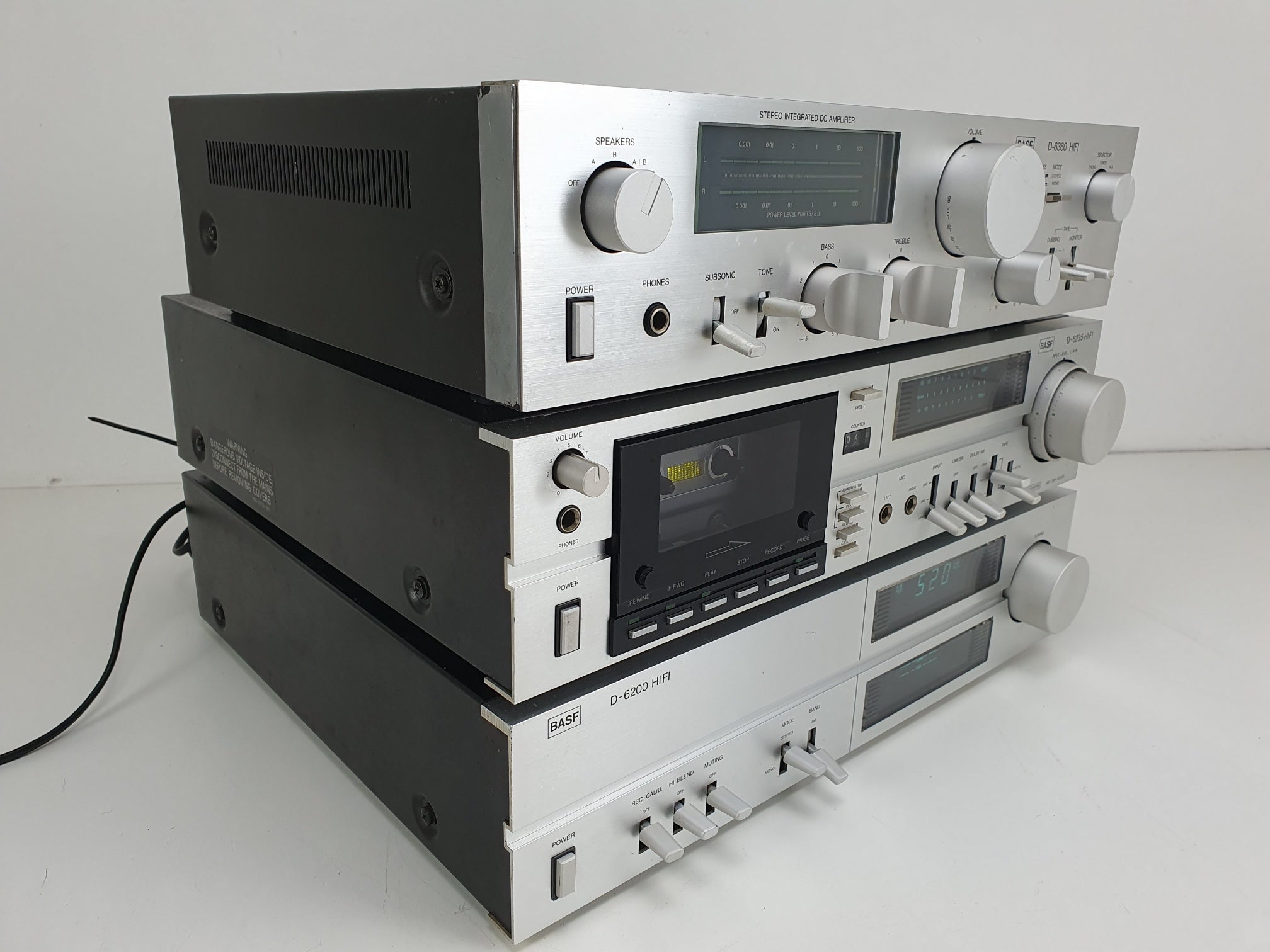 BASF Set D-6200 Tuner -  D-6360 Stereo amplifier  D-6235 Cassette deck