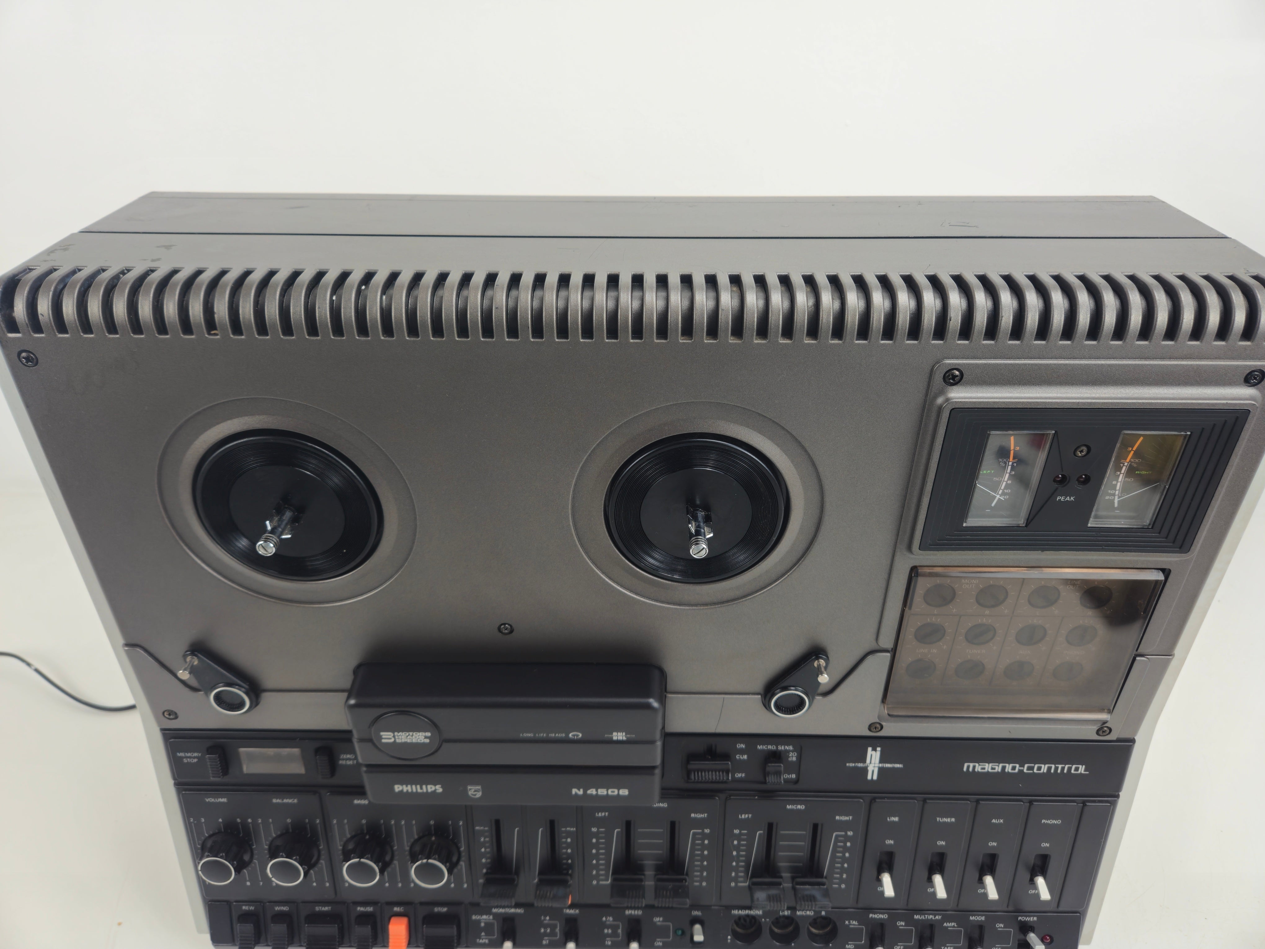Philips - N4506 - Stereo cassettedeck - Stofkap (nr. 2)