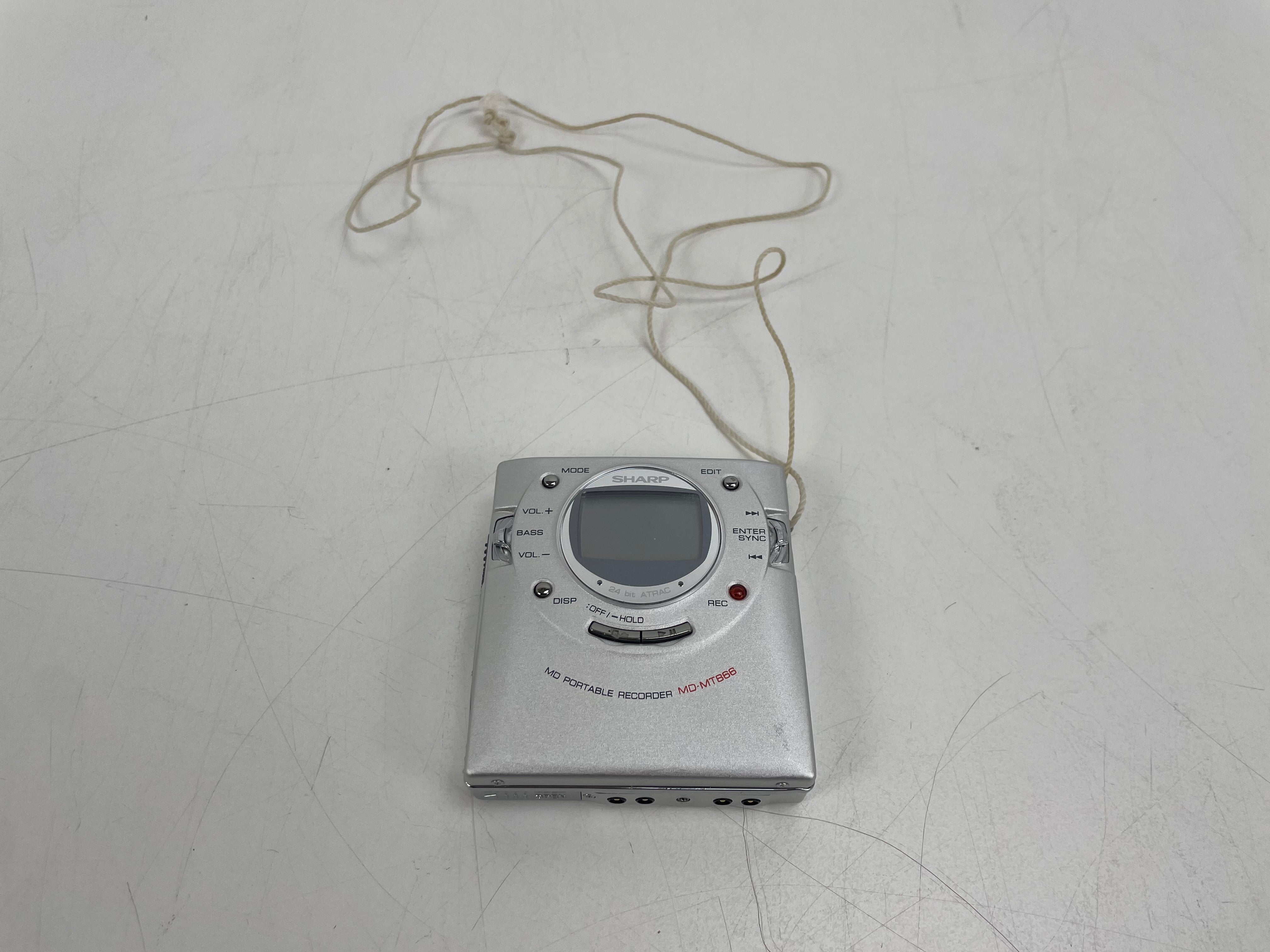 Sharp - MD-MT866H(S) - Portable MiniDisc Player - Original Box & Accesories