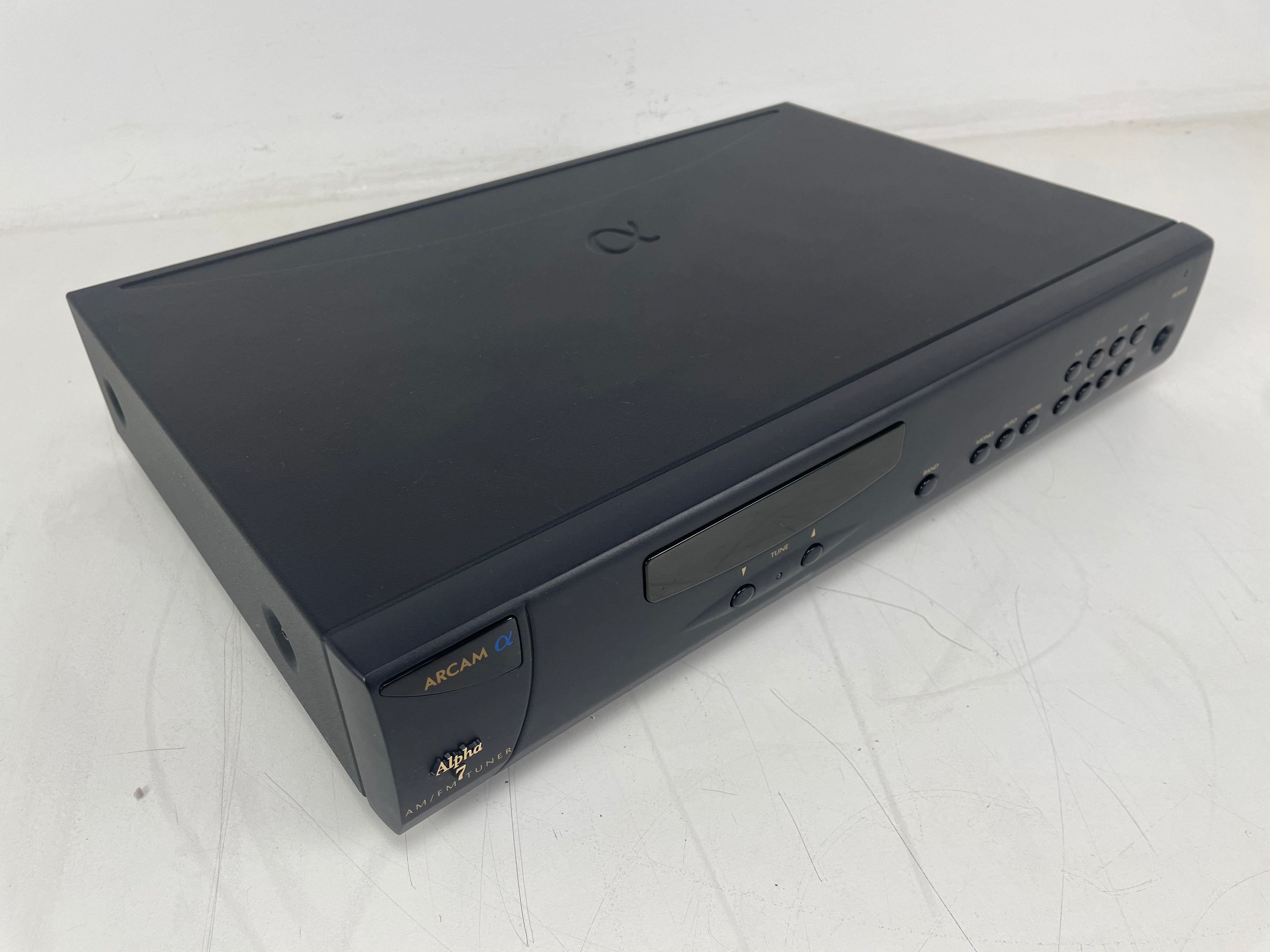 Arcam - Alpha 7 - AM/FM Tuner - 2 x OUT