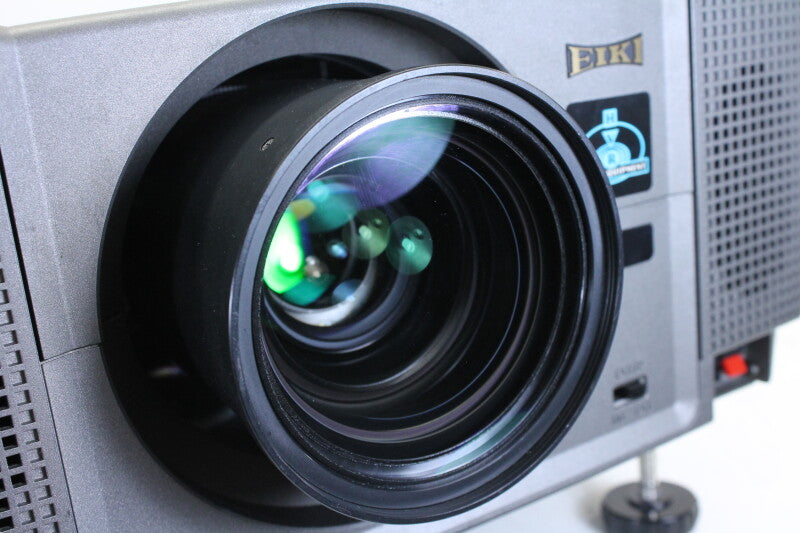 Eiki Projector CL-X71 With Case and Accessories no. 2