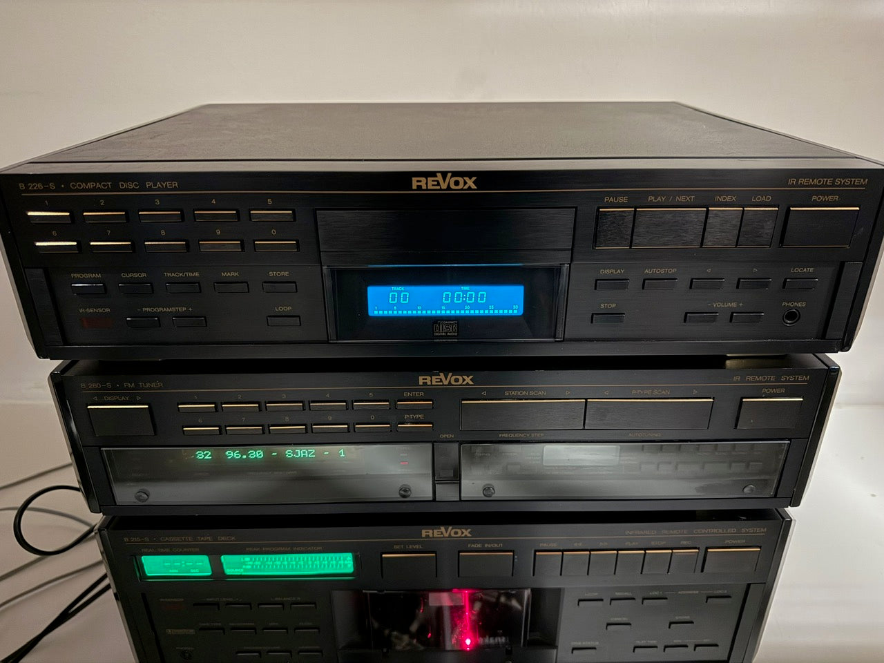 Studer Revox B-260S tuner / B-215S cassettedeck / B-250S versterker / B-226S cd-speler - complete set