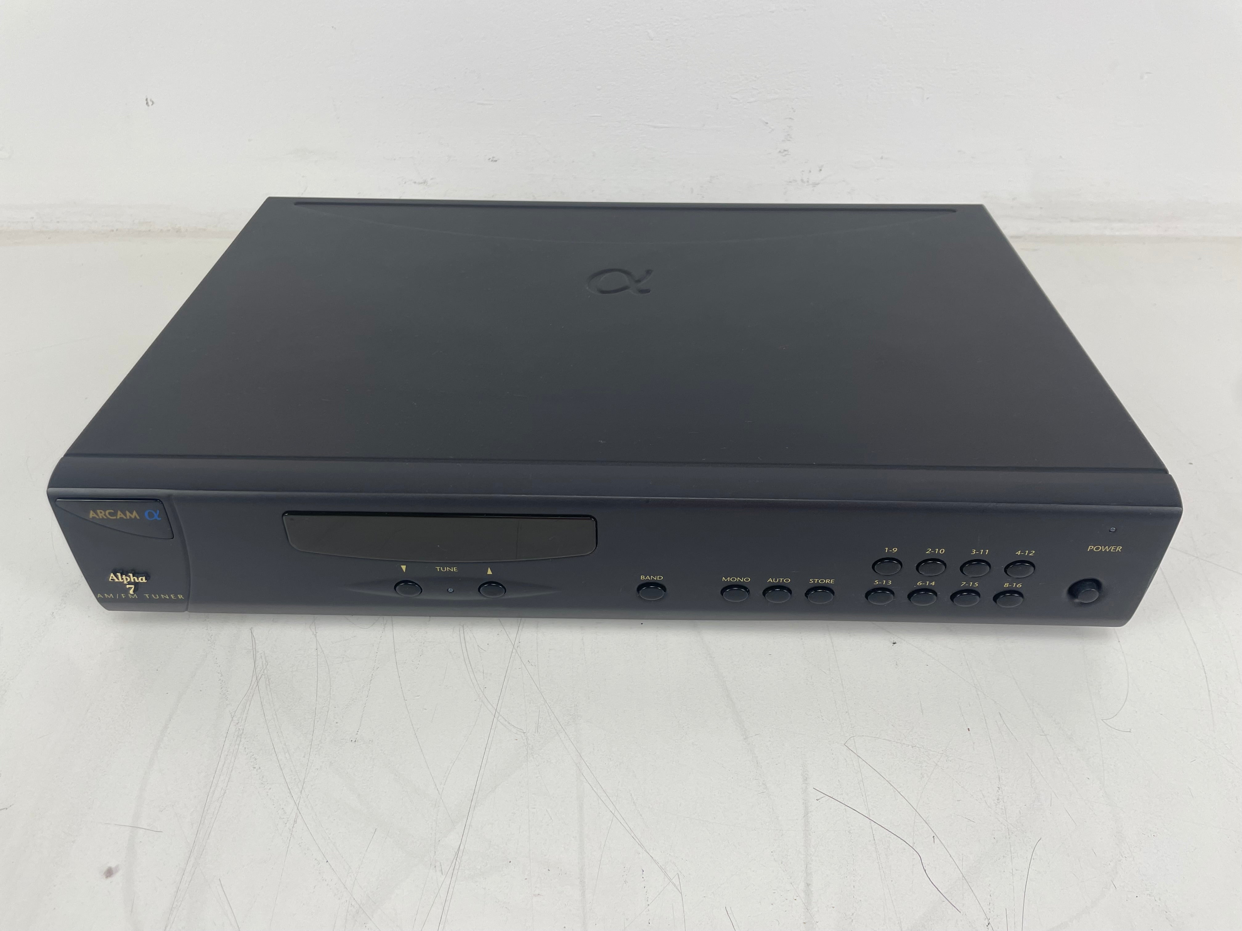 Arcam - Alpha 7 - AM/FM Tuner - 2 x OUT