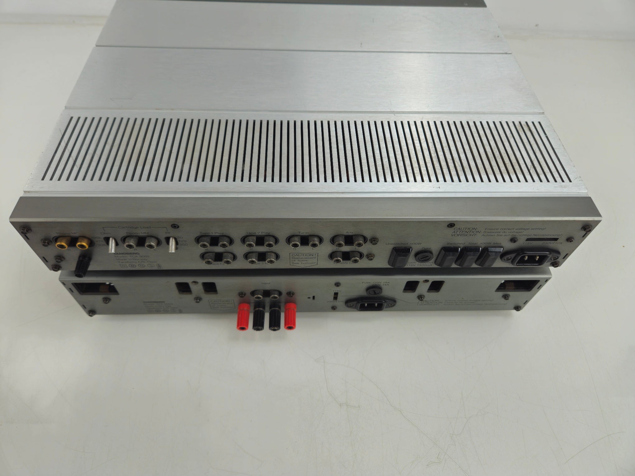 Tandberg - 3002 Control Amplifier - 3003 Power Amplifier - Set - Fully Serviced