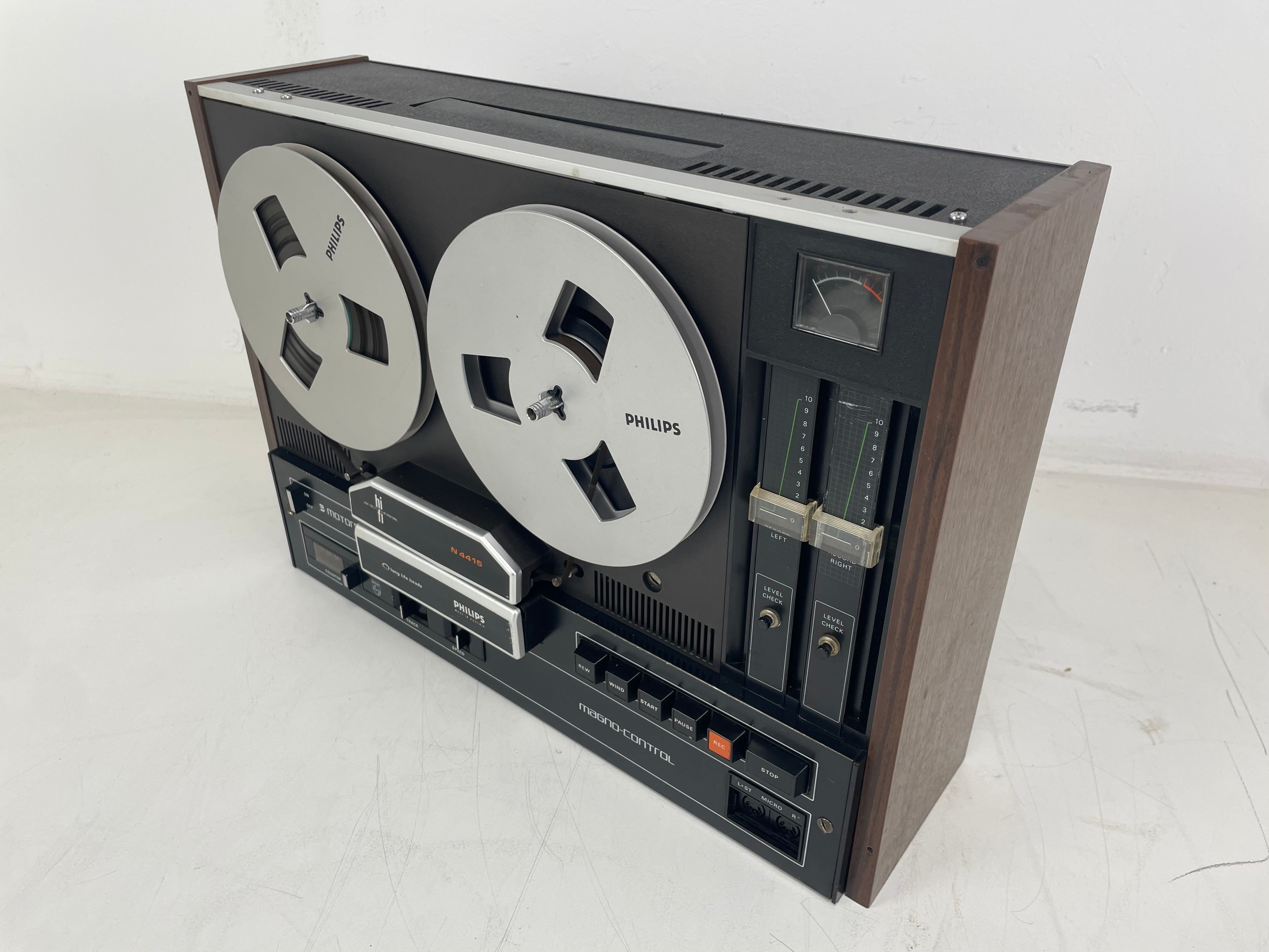 Philips - N4415 - Reel-to-Reel Recorder - 18 CM - 2-Head - Serviced (New Belts/Cleaned)