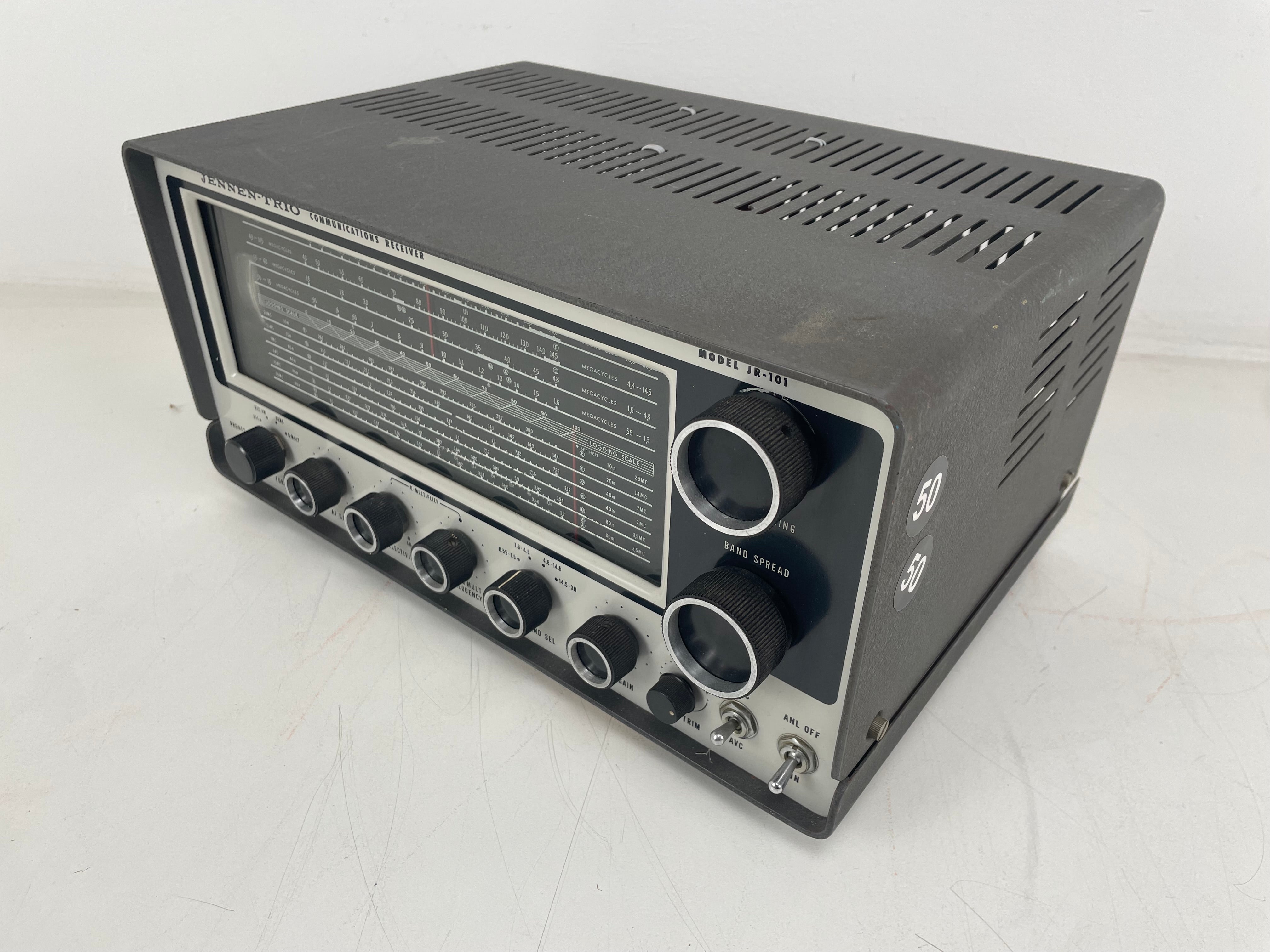 Jennen-Trio - JR-101 - Communications Receiver - As Is (Untested)