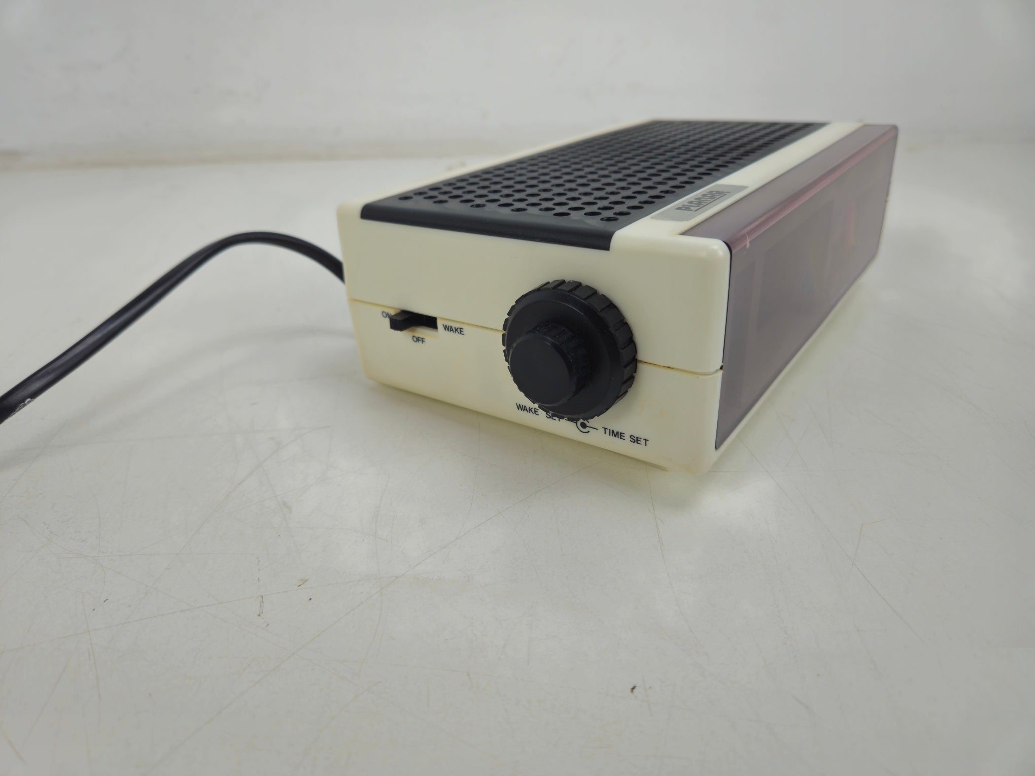 Planar - Model 1138 - AM/FM Digital Clock Radio - In Box