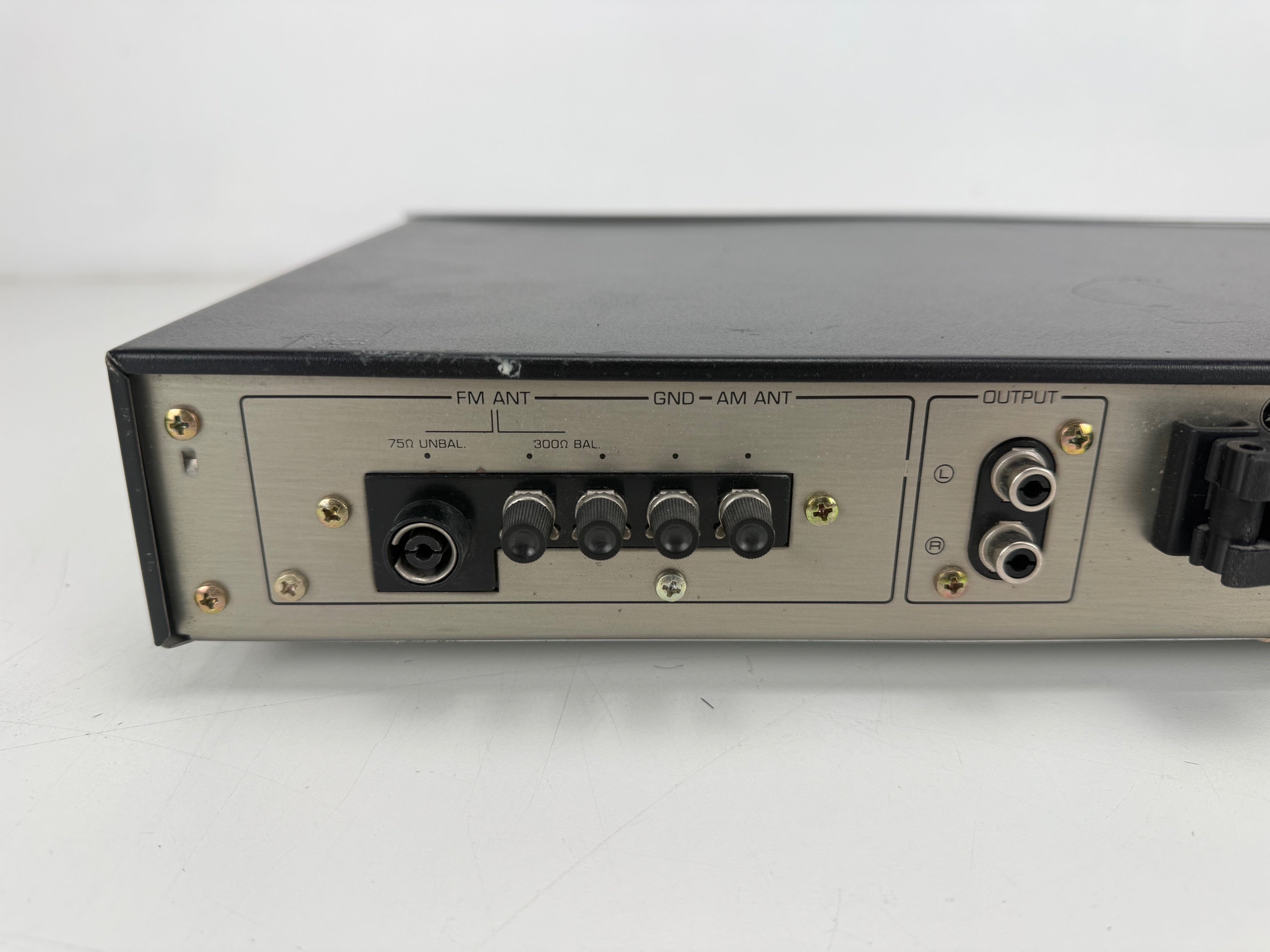 Yamaha T-760 Natural Sound AM/FM stereo tuner - volledig werkend