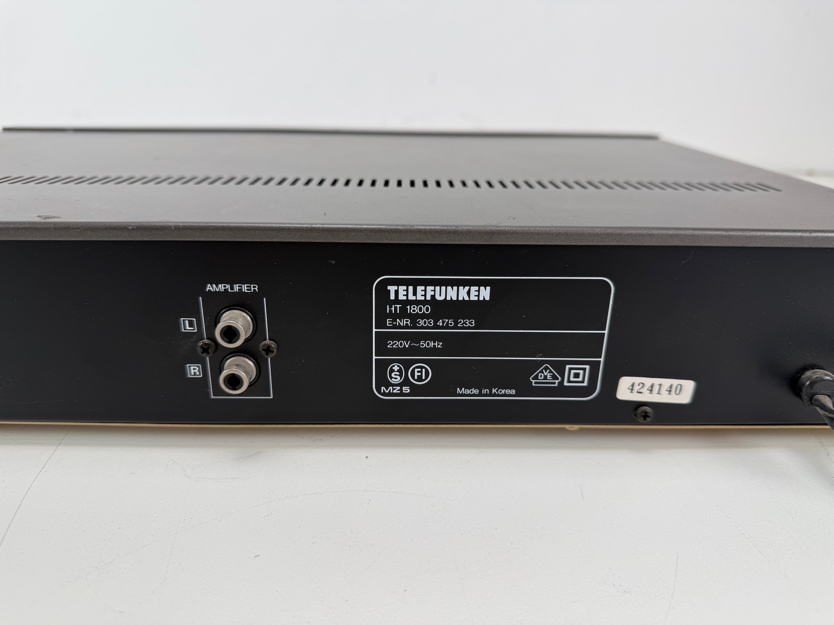 Telefunken HT1800 FM/AM Synthesizer Tuner