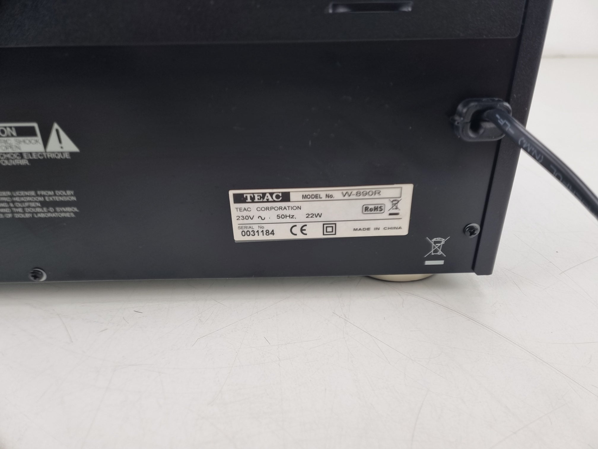 TEAC W-890R Dubbele cassettedeck met automatische omkeerfunctie