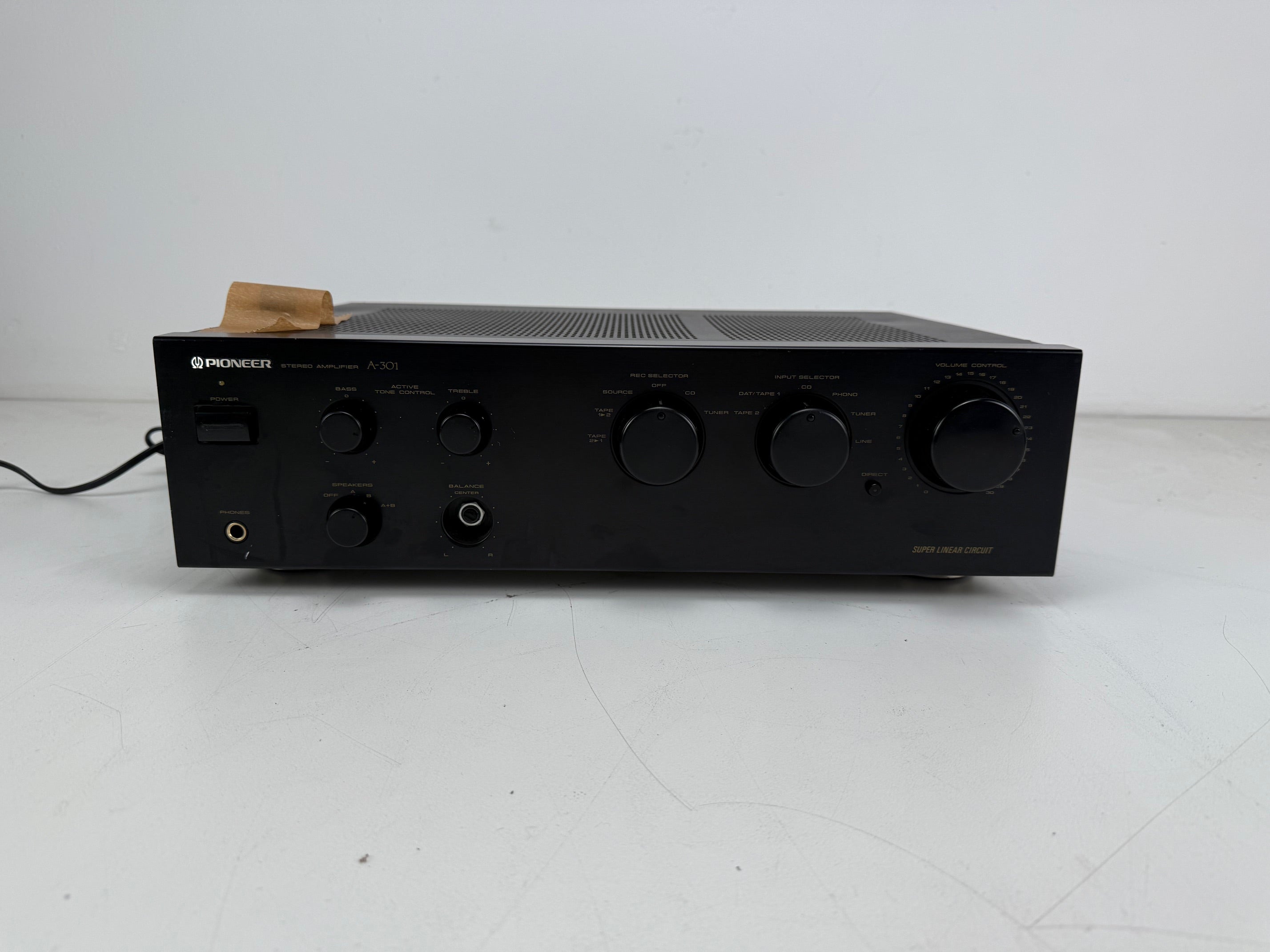 Pioneer A-301 geïntegreerde stereo versterker - gereviseerd/condensatoren vervangen