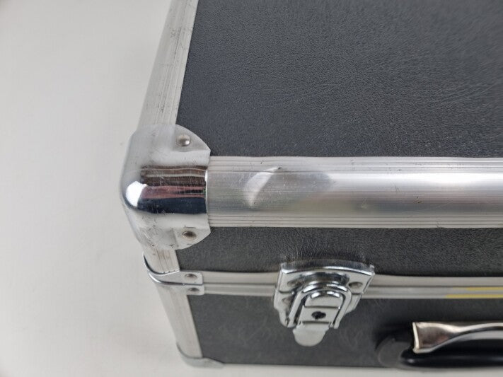 Flightcase - Beautiful and sturdy flight case with inner lining