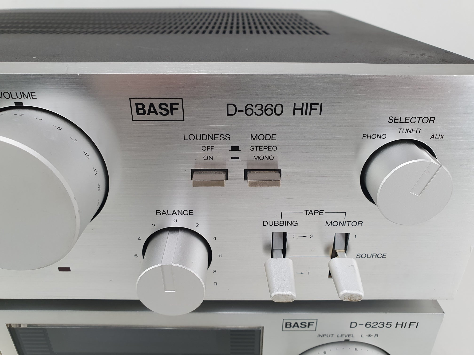 BASF Set D-6200 Tuner -  D-6360 Stereo amplifier  D-6235 Cassette deck