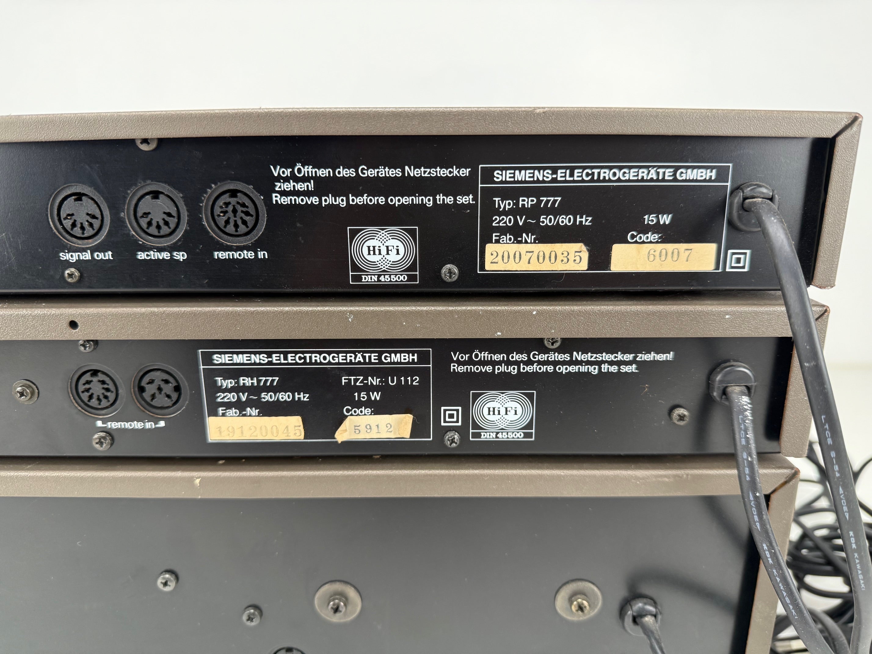 Siemens RP777 voorversterker / RH777 tuner / RC777 cassettedeck / RE777 eindversterker