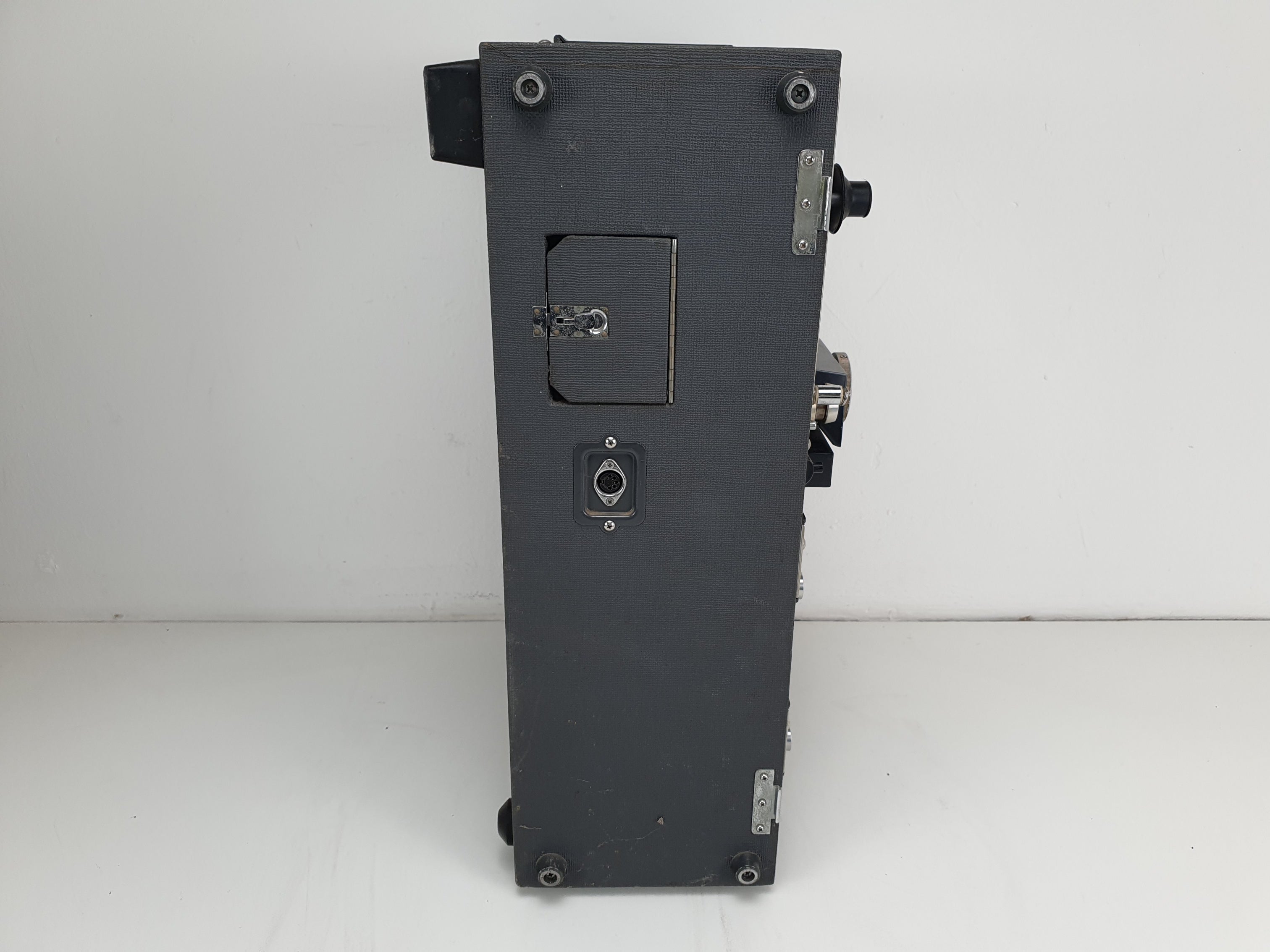 Akai M8 Stereo buizenbandrecorder - met microfoons, aandrukrol en demagnetiseerder