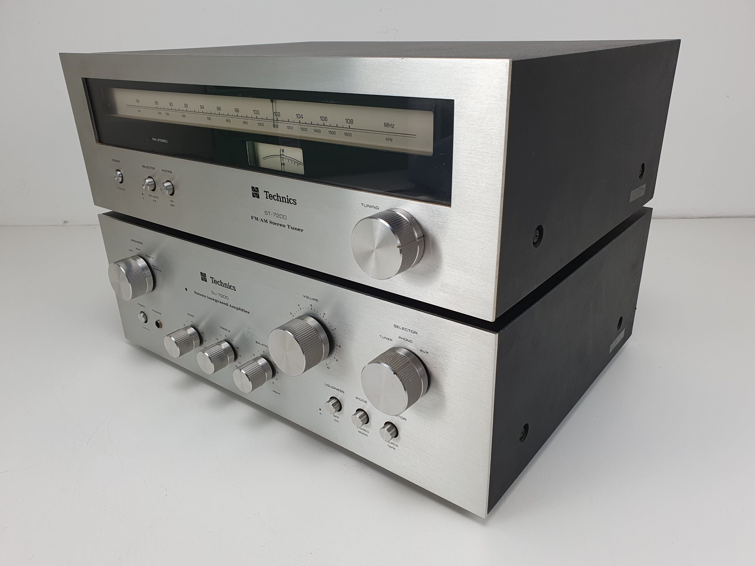 Technics ST-7200 tuner - SU-7200 geïntegreerde versterker - Mooie set
