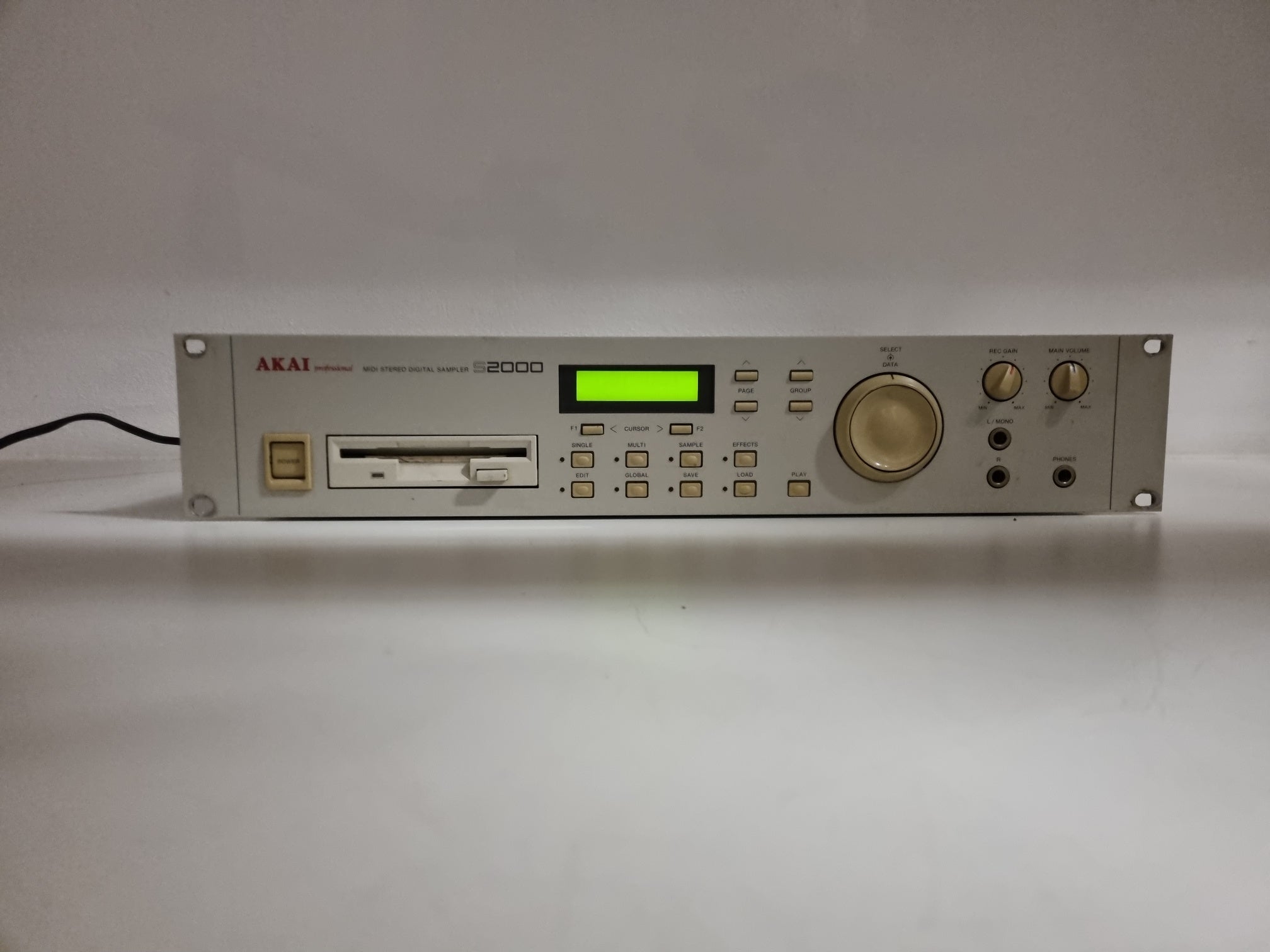 Akai S2000 Midi Stereo Digital Sampler- power Tested - Sold as is