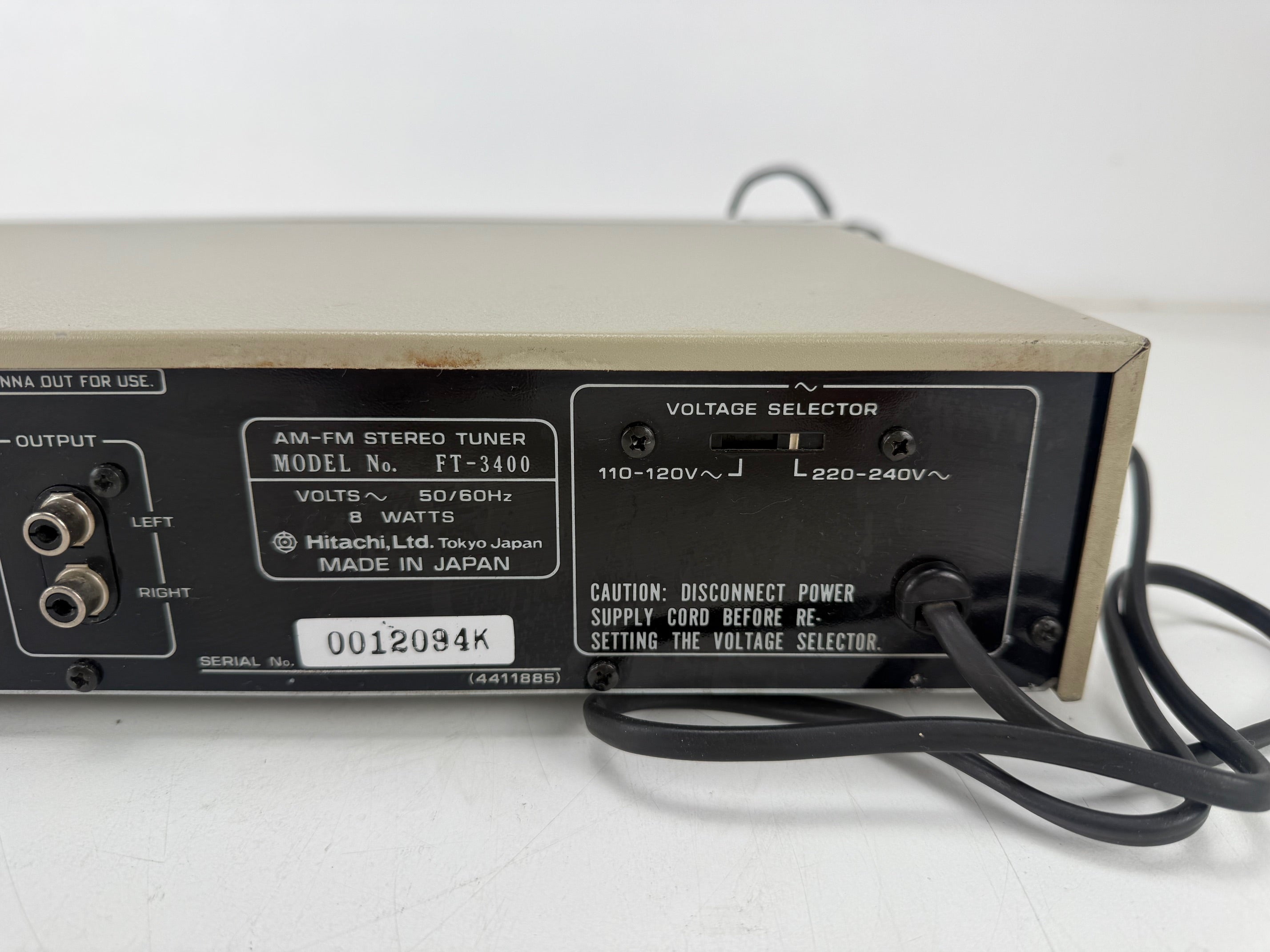 Hitachi FT-3400 Stereo Tuner - New Scale Lights