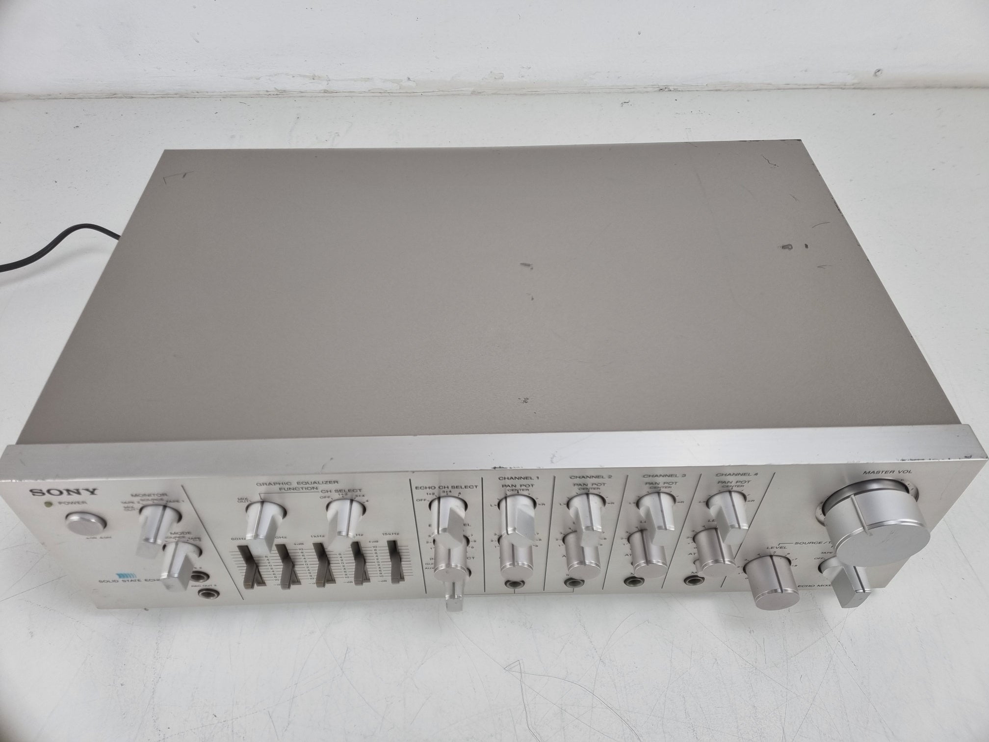 Sony MX 777 Microfoon Echo Mixer Solid State