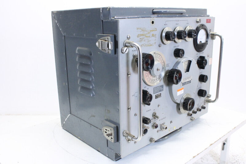 Hewlett Packard UHF Signal Generator Model 616B