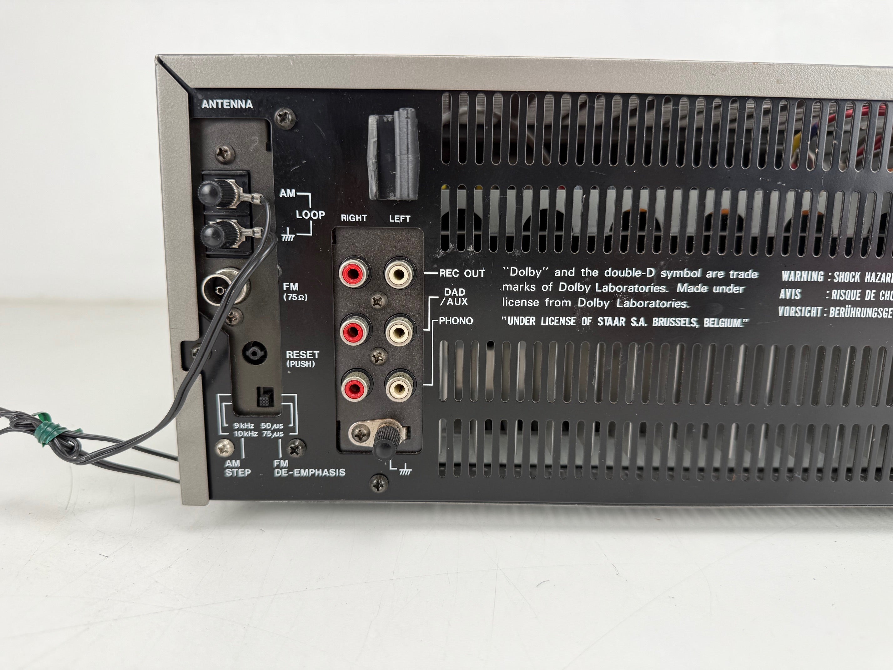 Akai Model FD-3 Hifi Composite System - Amplifier/Tuner/Cassette combo
