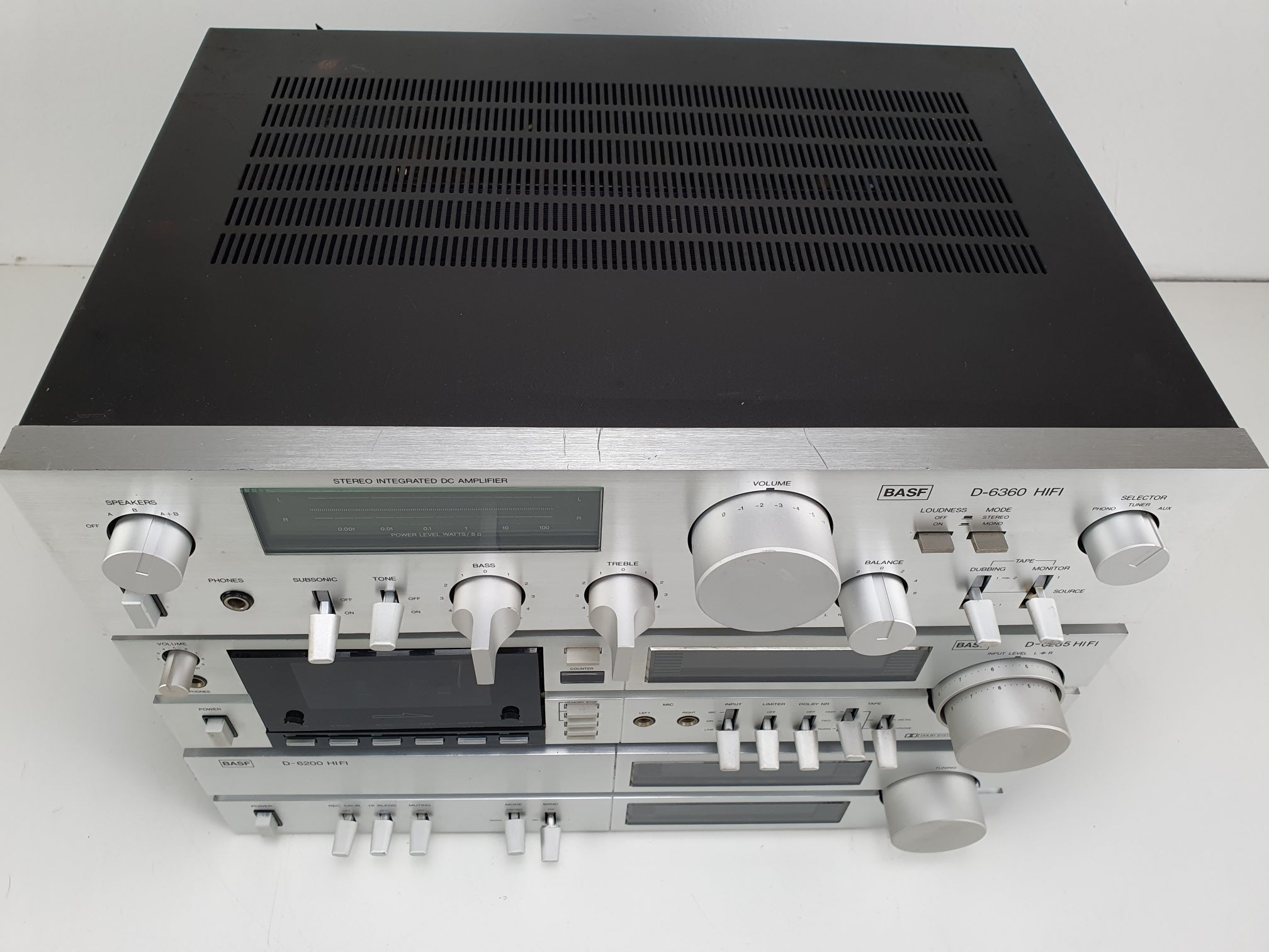 BASF Set D-6200 Tuner -  D-6360 Stereo amplifier  D-6235 Cassette deck